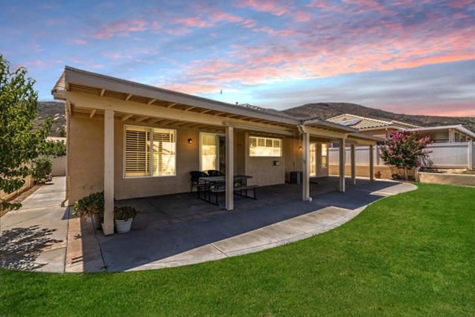 Property Slideshow image 38 of 40 | 2165 birdie dr, Banning, CA, 92220