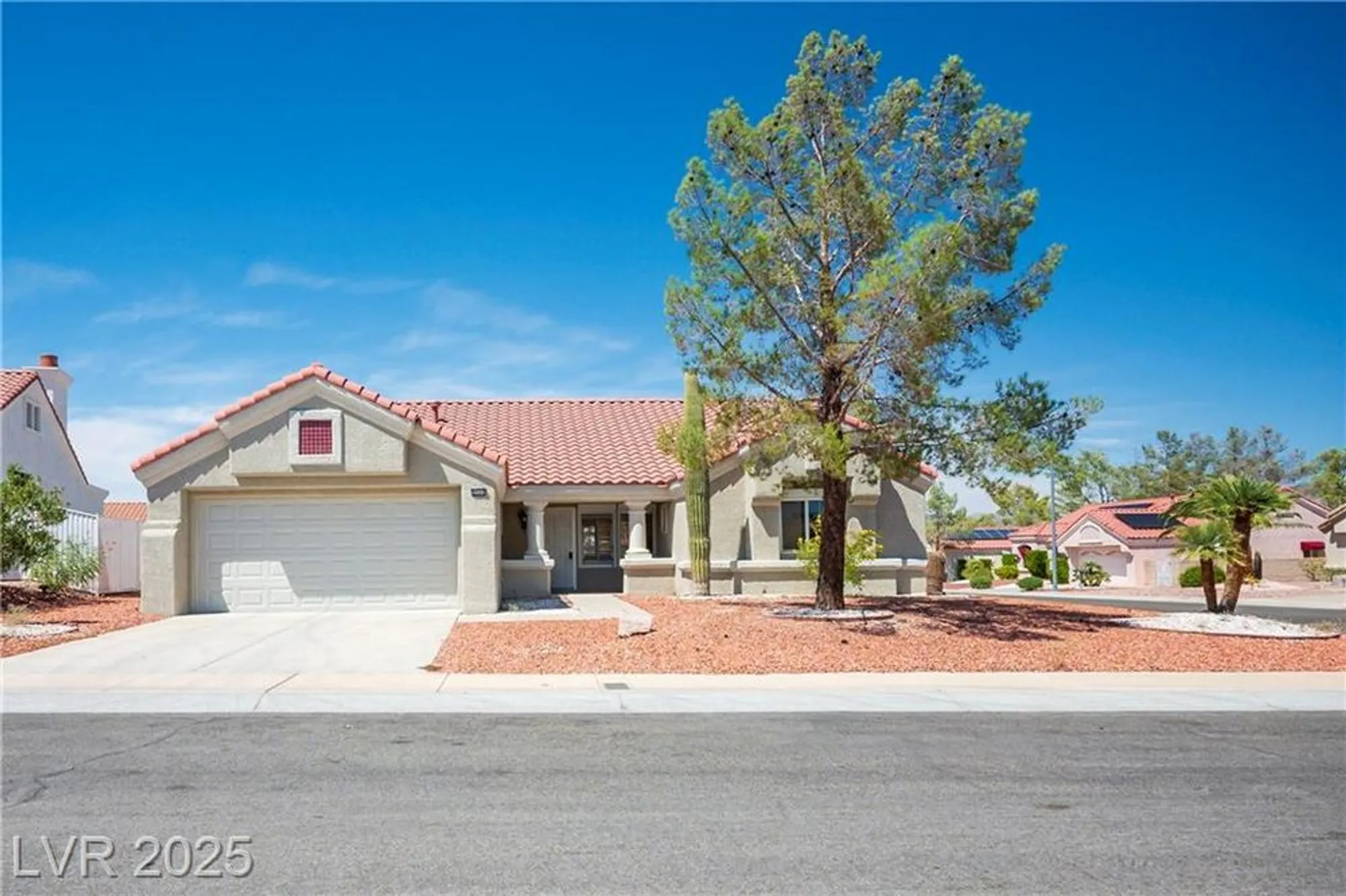 Property Slideshow image 41 of 59 | 8500 gull dr, Las Vegas, NV, 89134