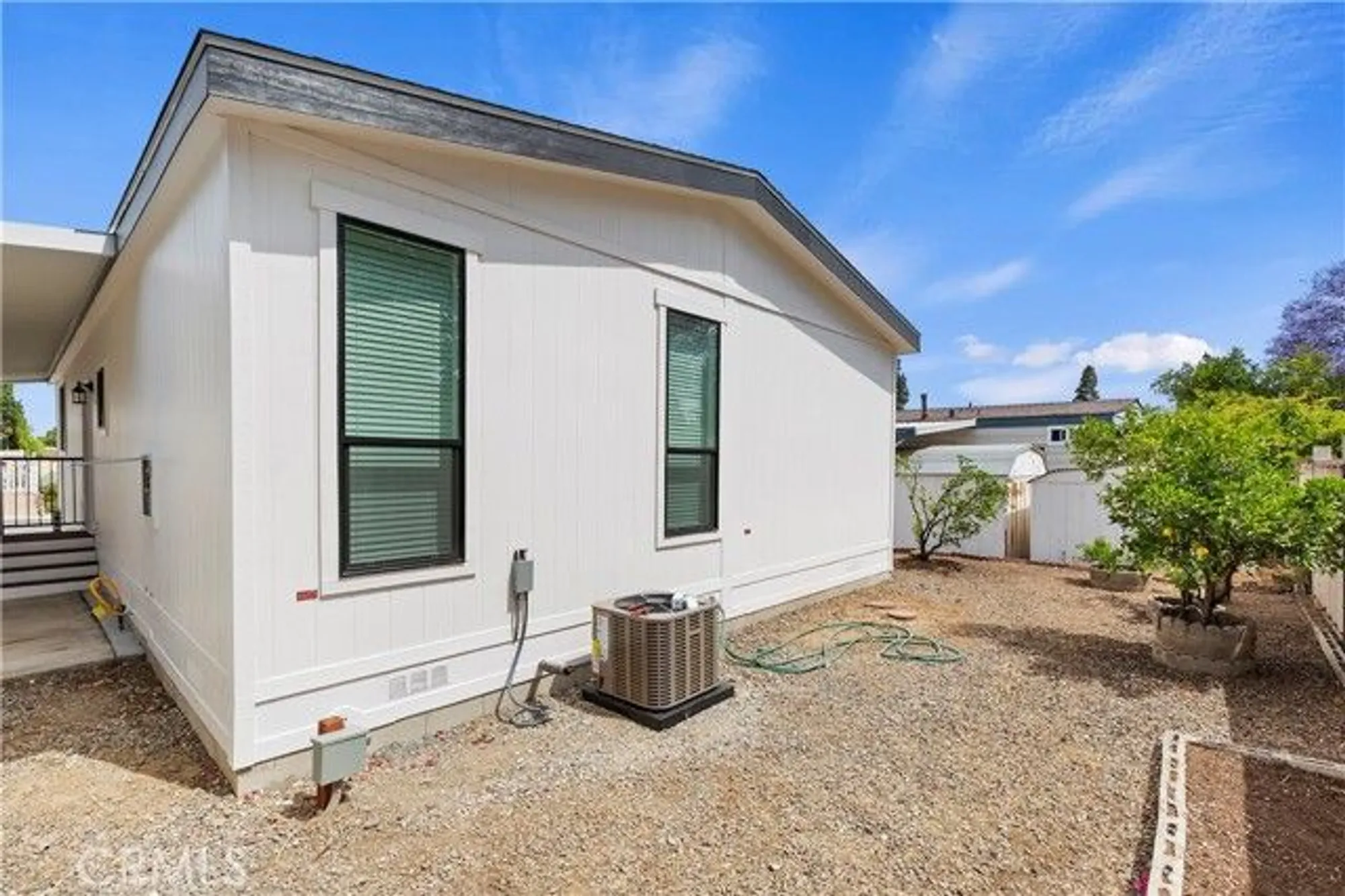 Property Slideshow image 10 of 38 | 991 norwich way, Corona, CA, 92882