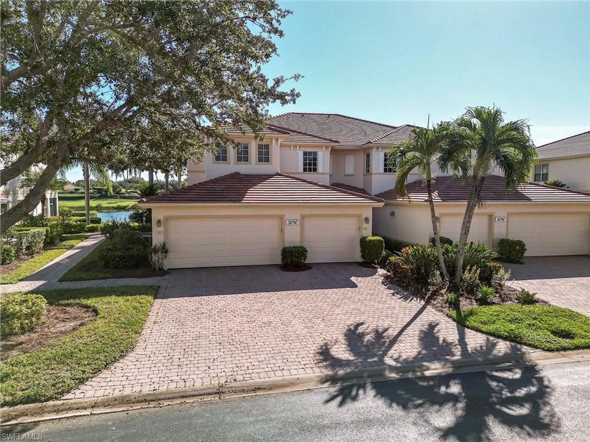 Property Slideshow image 2 of 44 | 3090 meandering way 101, Fort Myers, FL, 33905
