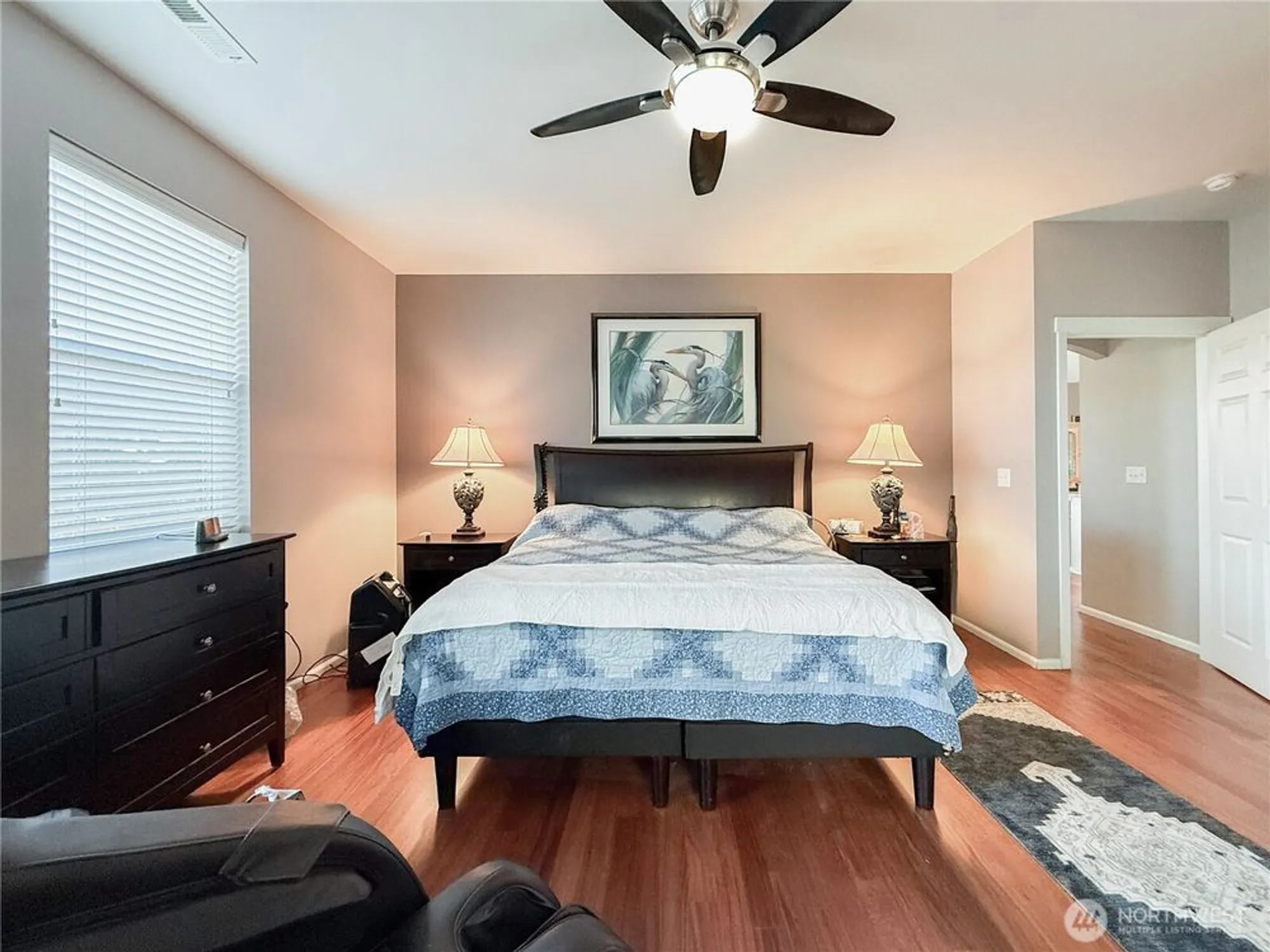 Property Slideshow image 15 of 38 | 4541 broadway st, Mount Vernon, WA, 98274