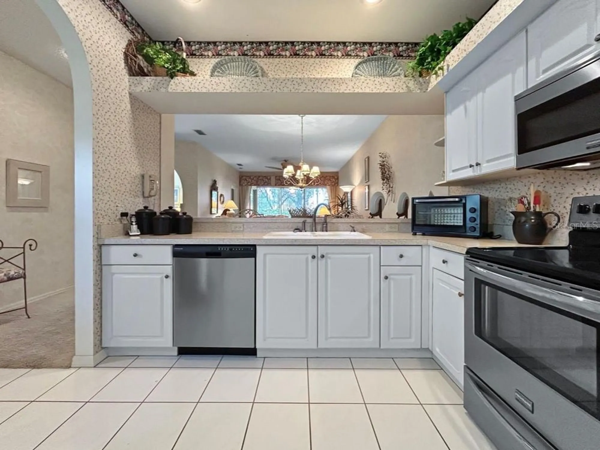 Property Slideshow image 10 of 57 | 5712 cottonwood st, Bradenton, FL, 34203