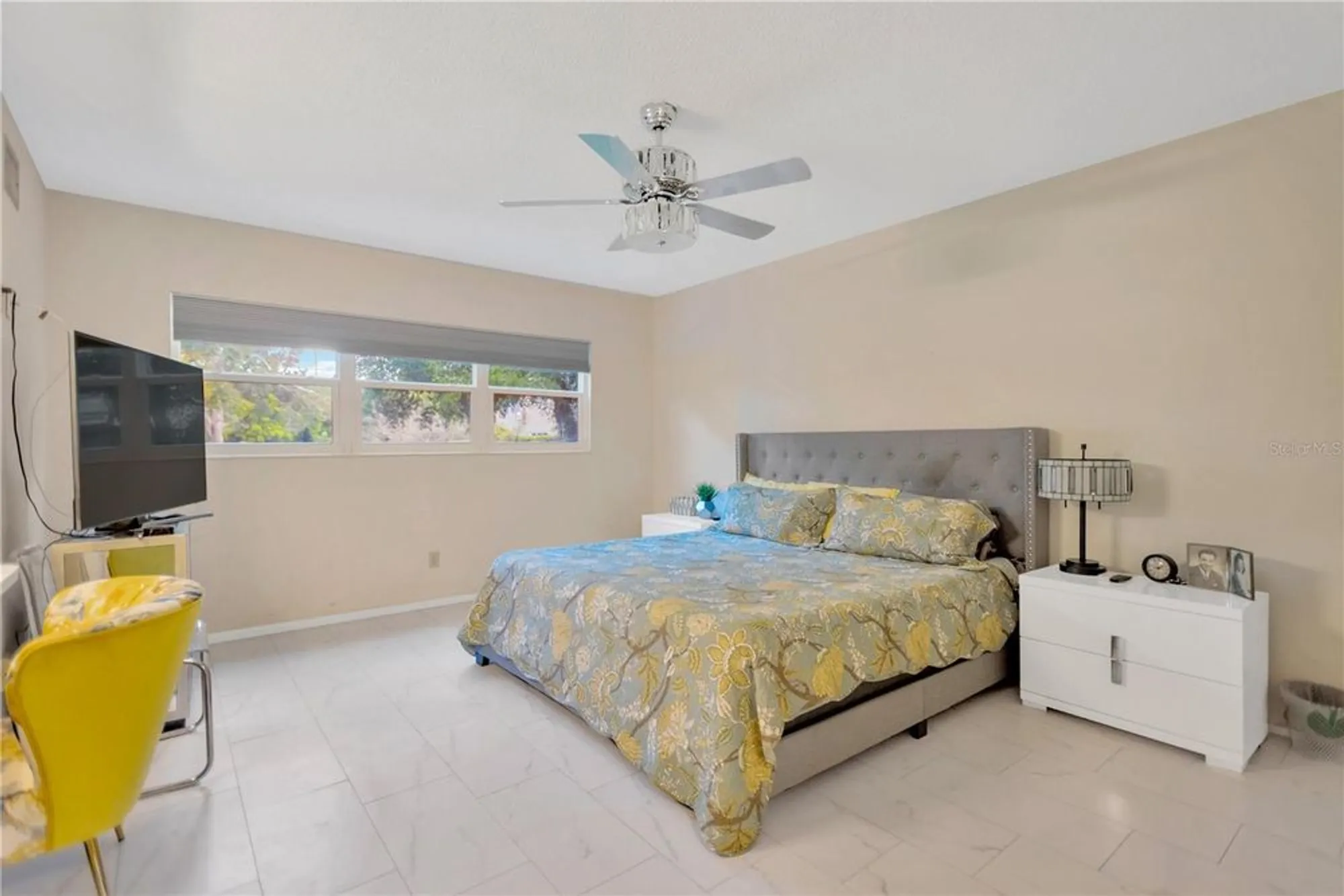 Property Slideshow image 16 of 32 | 2350 haitian dr apt 6, Clearwater, FL, 33763