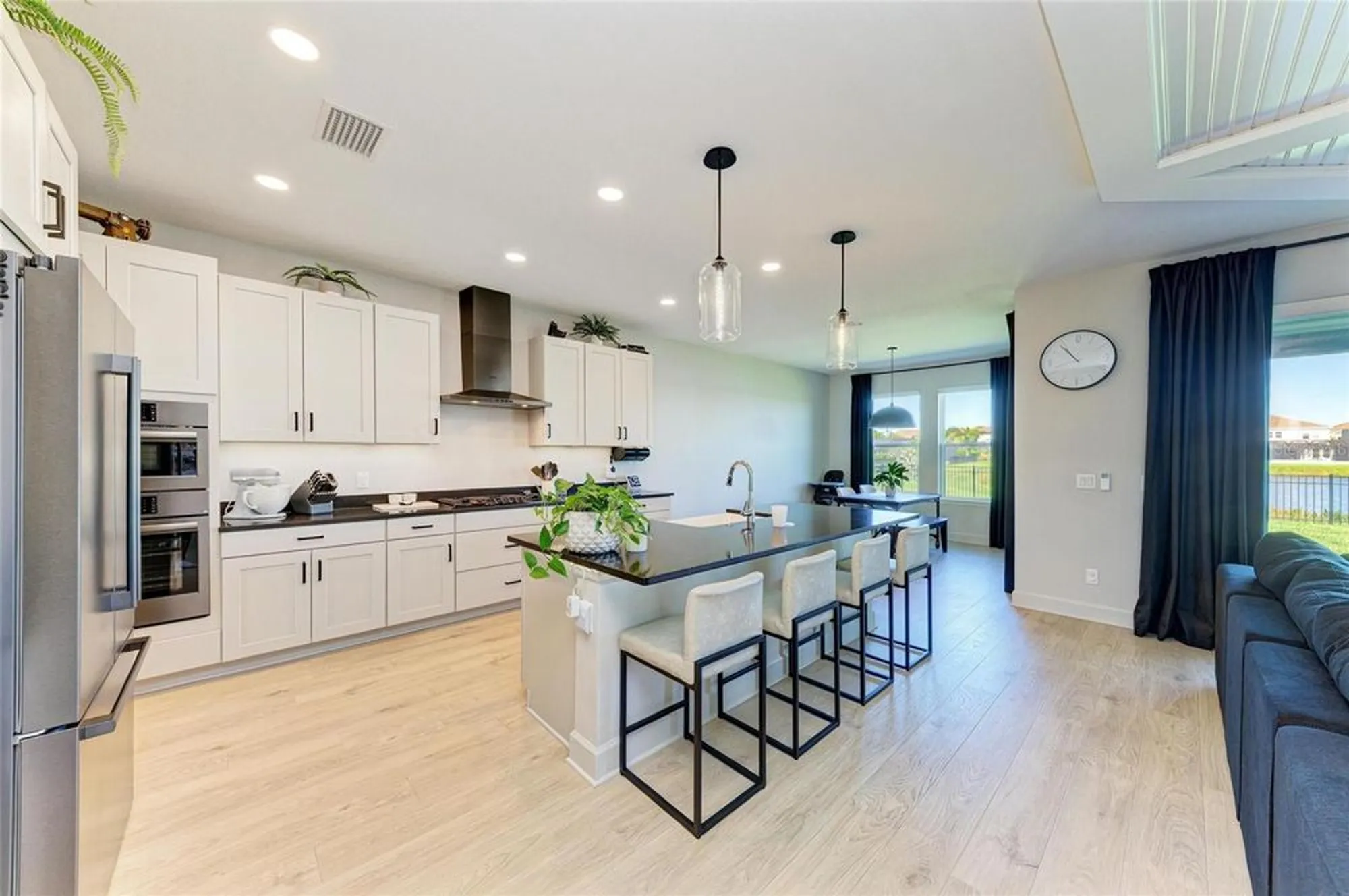 Property Slideshow image 24 of 100 | 16115 mount holly dr, Bradenton, FL, 34211