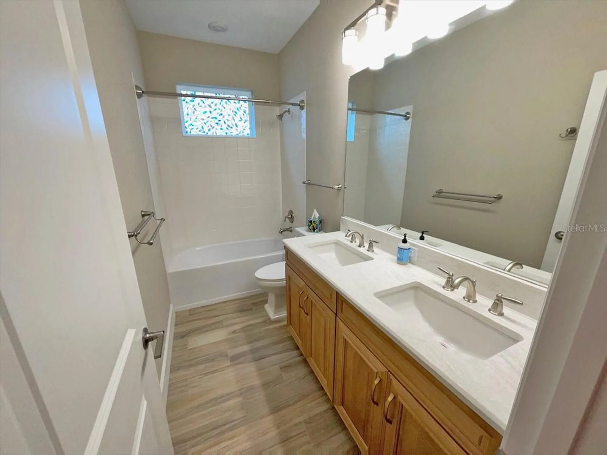 Property Slideshow image 33 of 55 | 4255 pond brook ct, Bradenton, FL, 34211