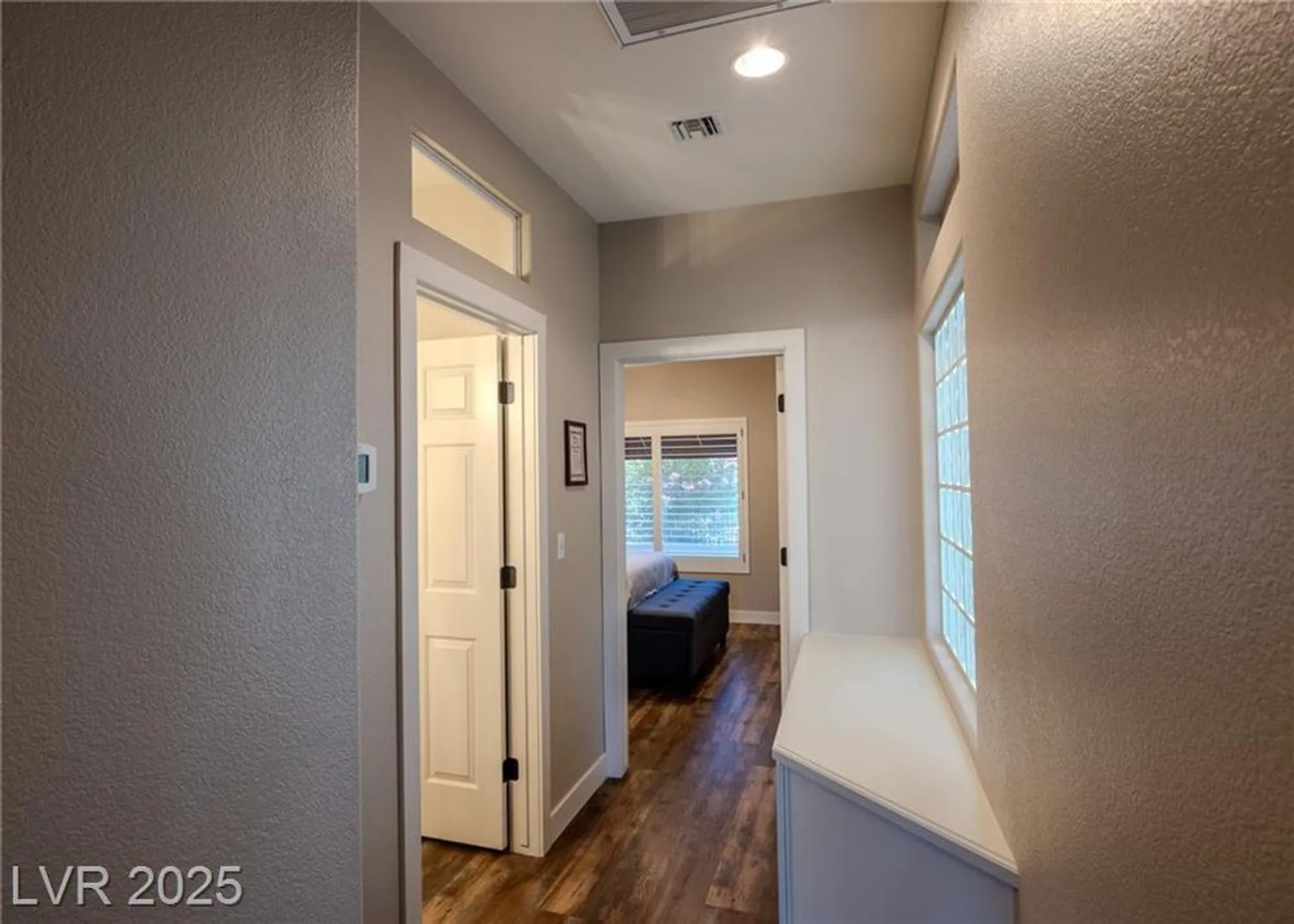 Property Slideshow image 18 of 26 | 9240 january dr, Las Vegas, NV, 89134