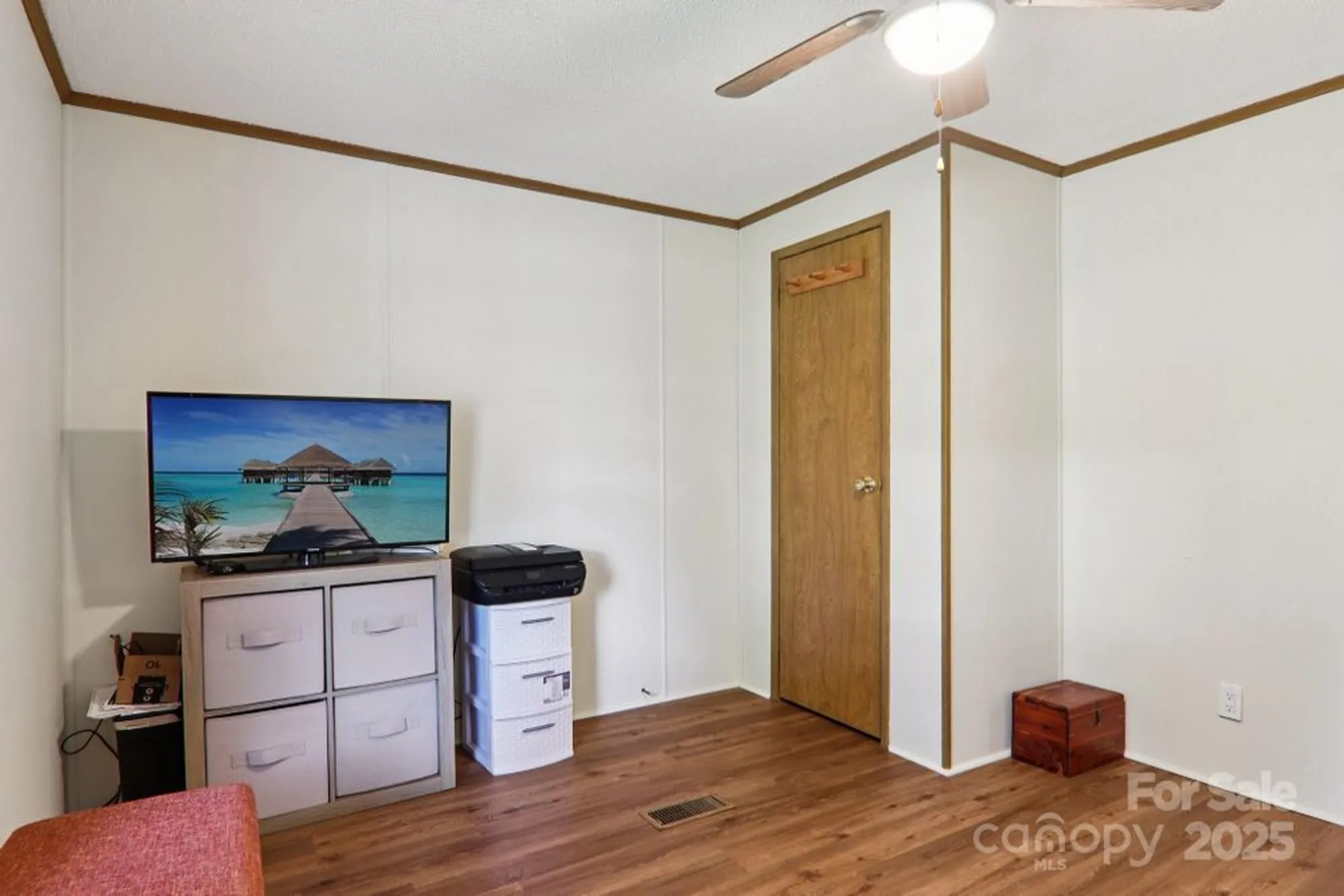 Property Slideshow image 25 of 47 | 226 cranbrook cir, Hendersonville, NC, 28792