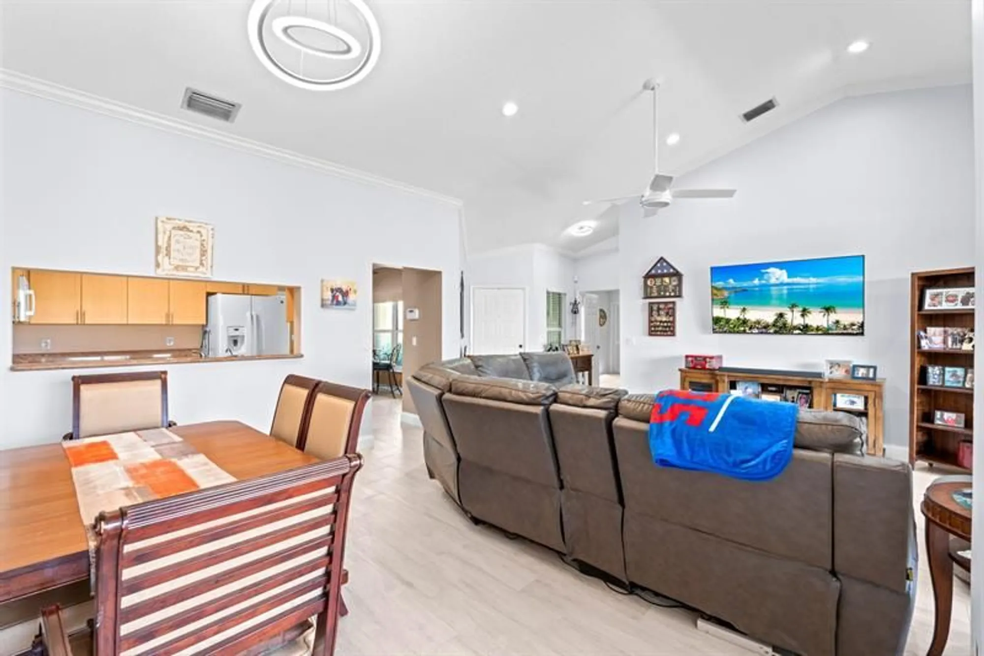 Property Slideshow image 13 of 57 | 8486 heather pl, Boynton Beach, FL, 33472