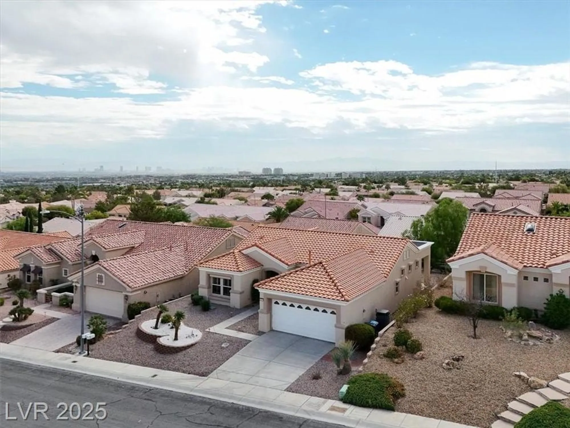 Property Slideshow image 35 of 41 | 10713 brinkwood ave, Las Vegas, NV, 89134