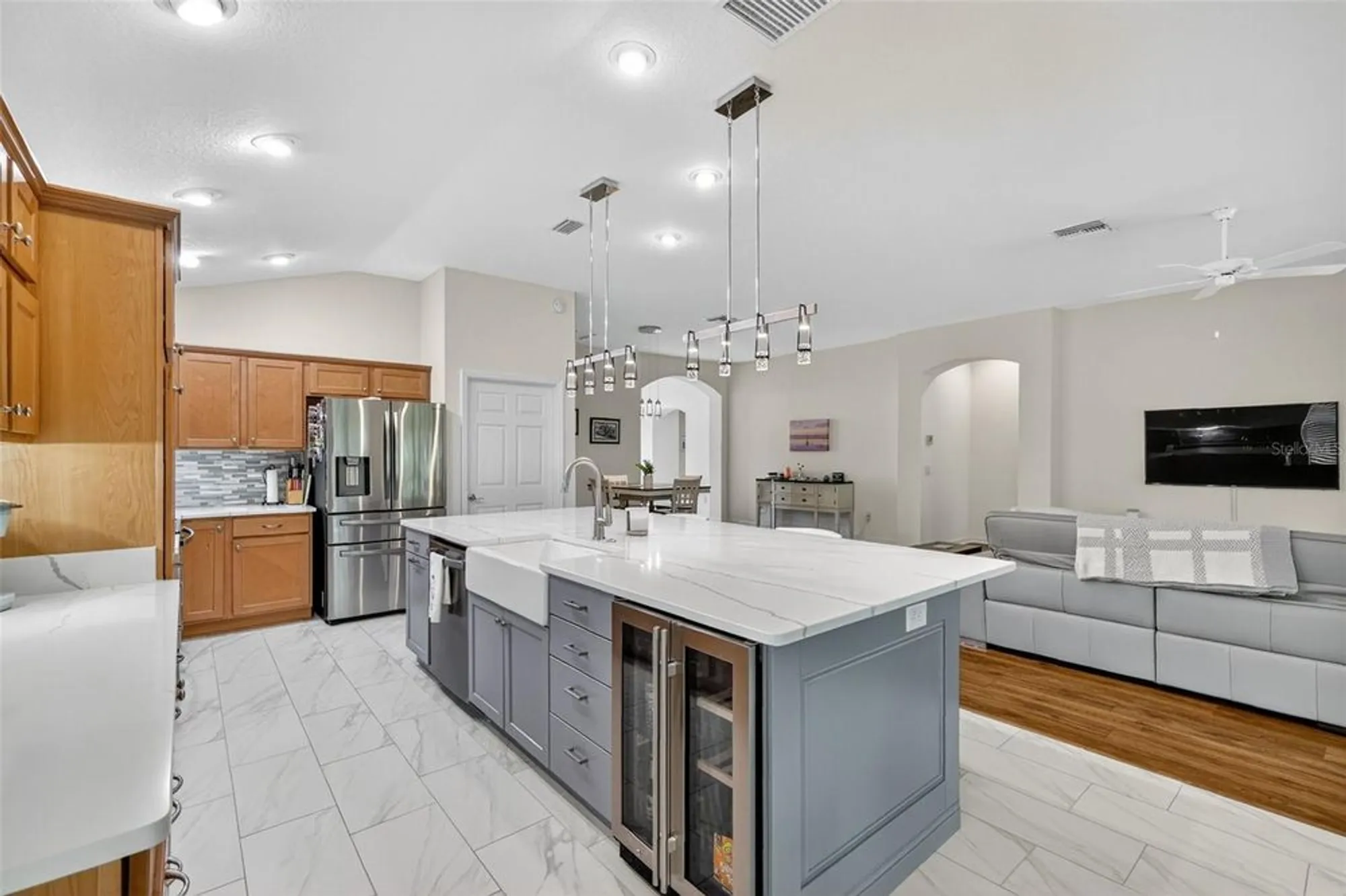 Property Slideshow image 5 of 54 | 10063 lake miona way, Oxford, FL, 34484