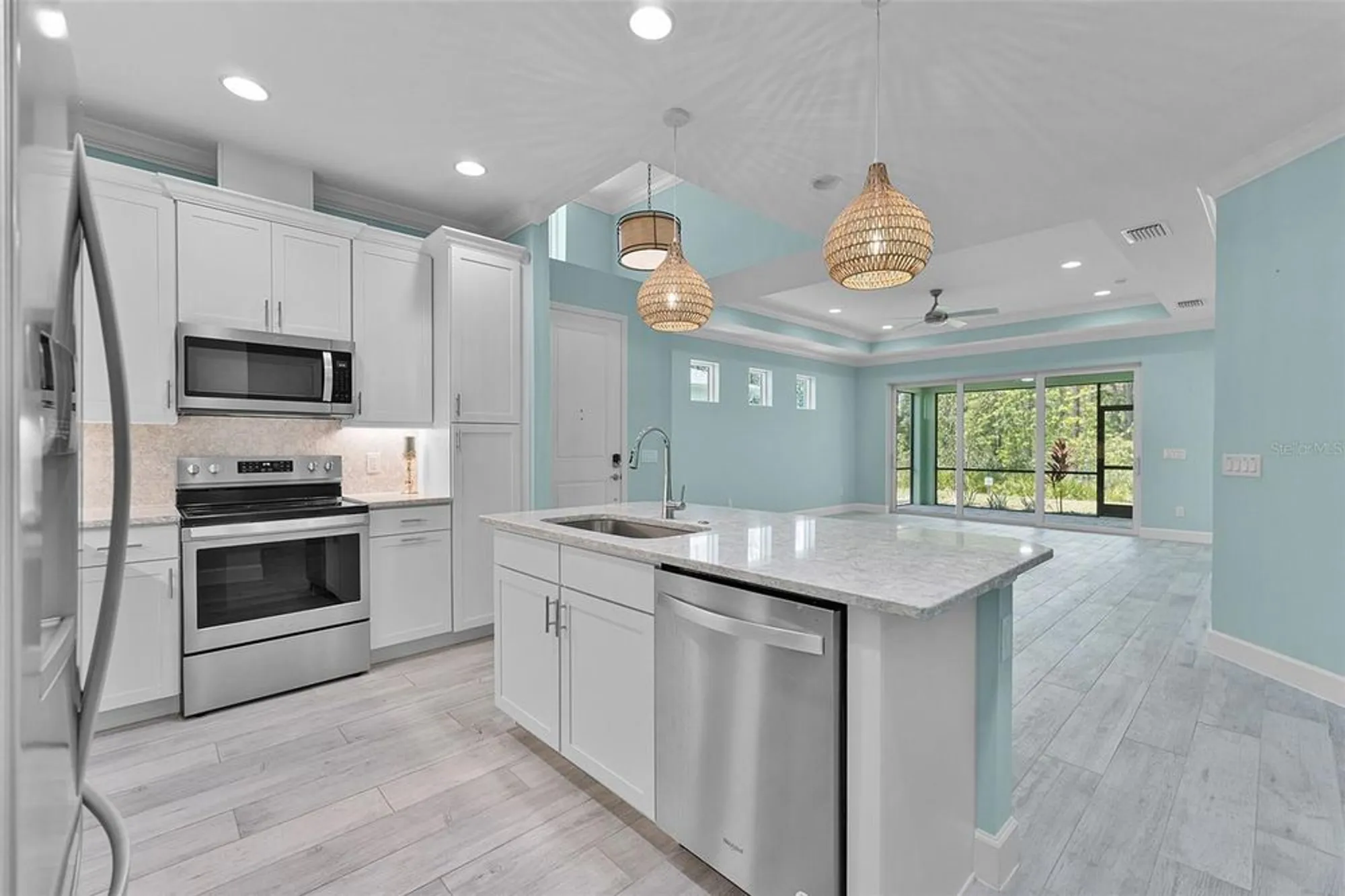 Property Slideshow image 10 of 40 | 867 bama breeze dr, Daytona Beach, FL, 32124