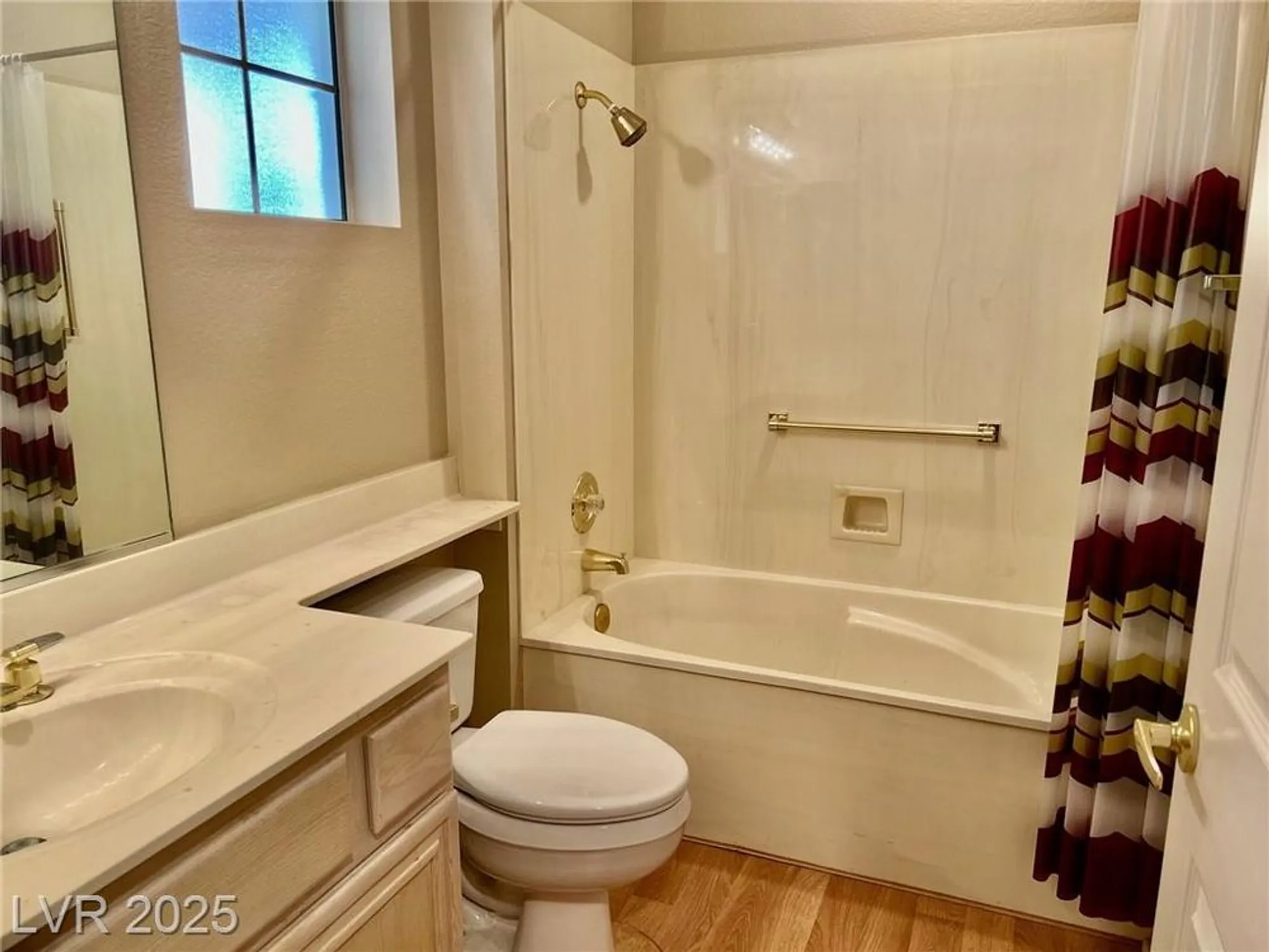 Property Slideshow image 17 of 23 | 3004 lotus hill dr, Las Vegas, NV, 89134