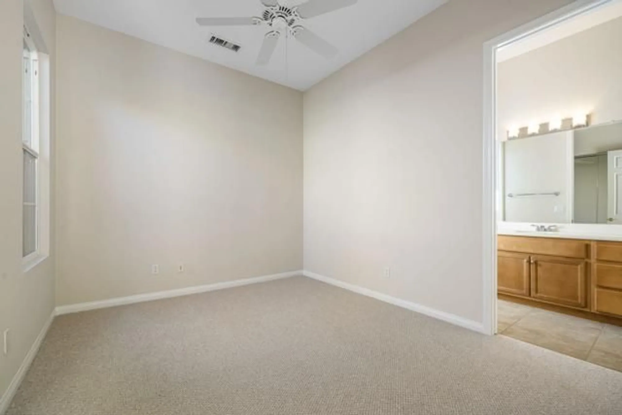 Property Slideshow image 39 of 48 | 81943 prism dr, La Quinta, CA, 92253