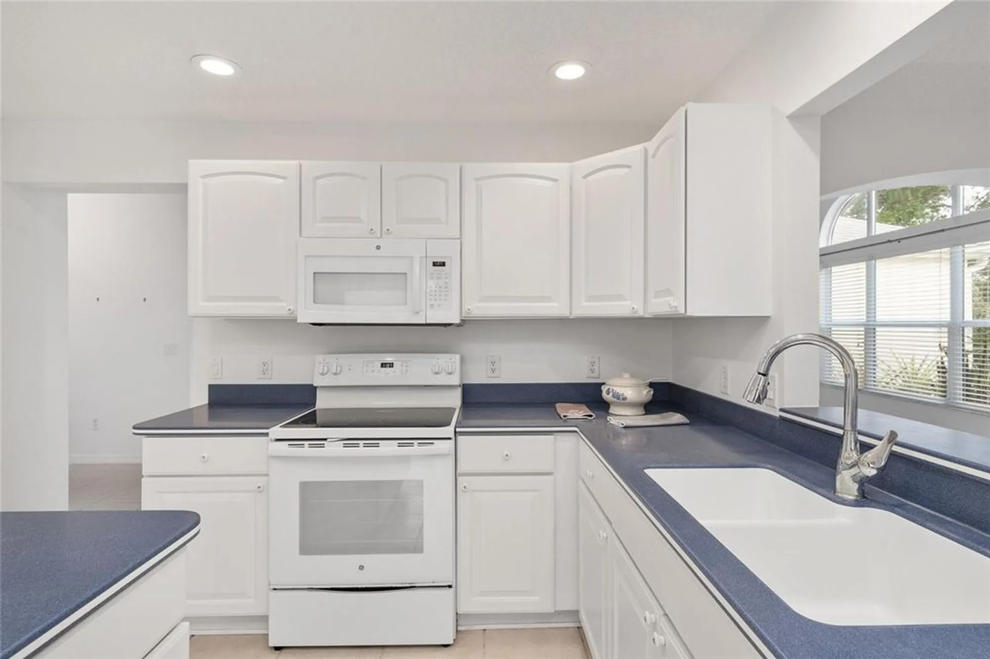 Property Slideshow image 32 of 72 | 560 smithfield pl, The Villages, FL, 32162