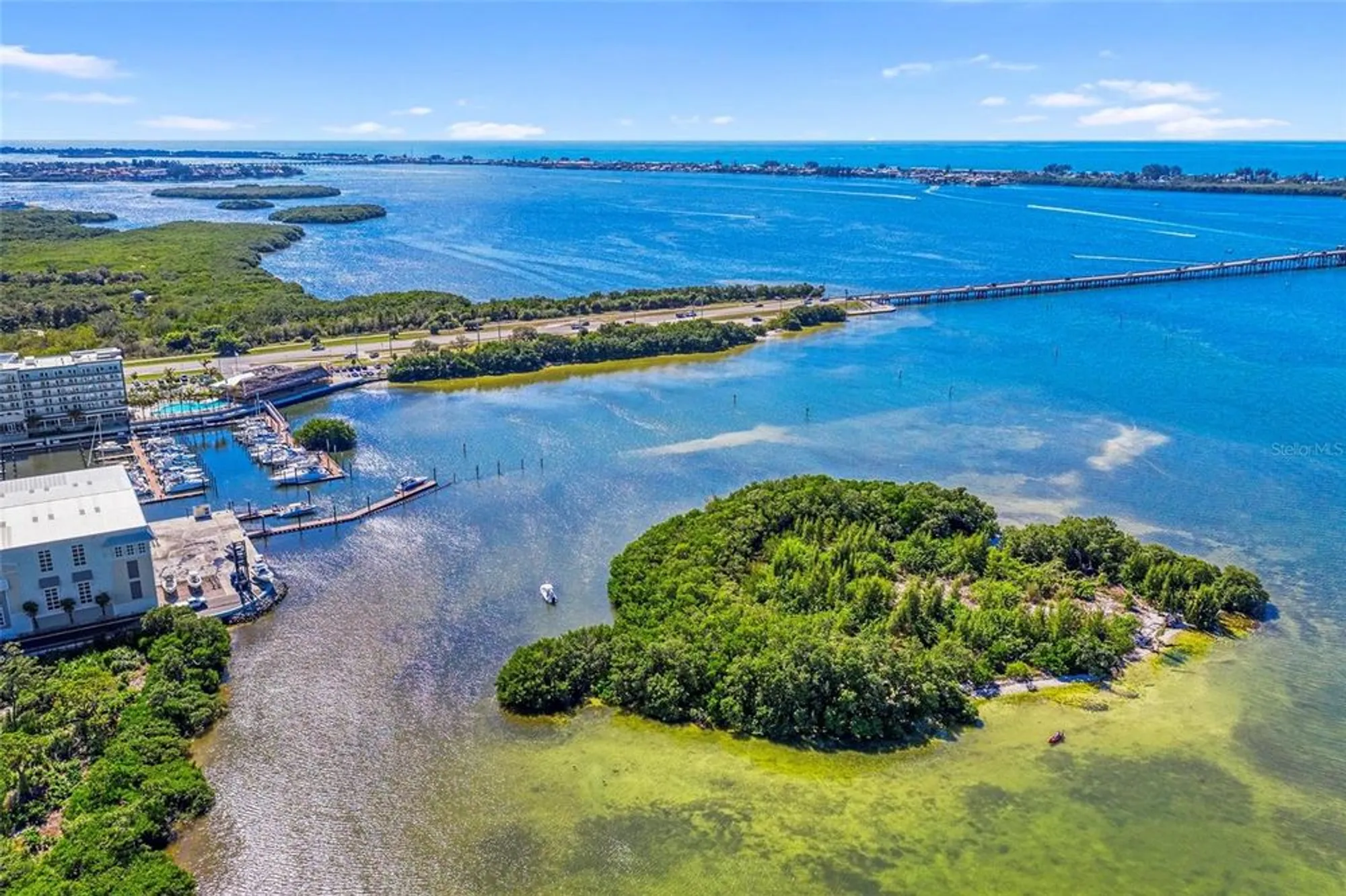 Property Slideshow image 33 of 100 | 391 aruba cir unit 101, Bradenton, FL, 34209