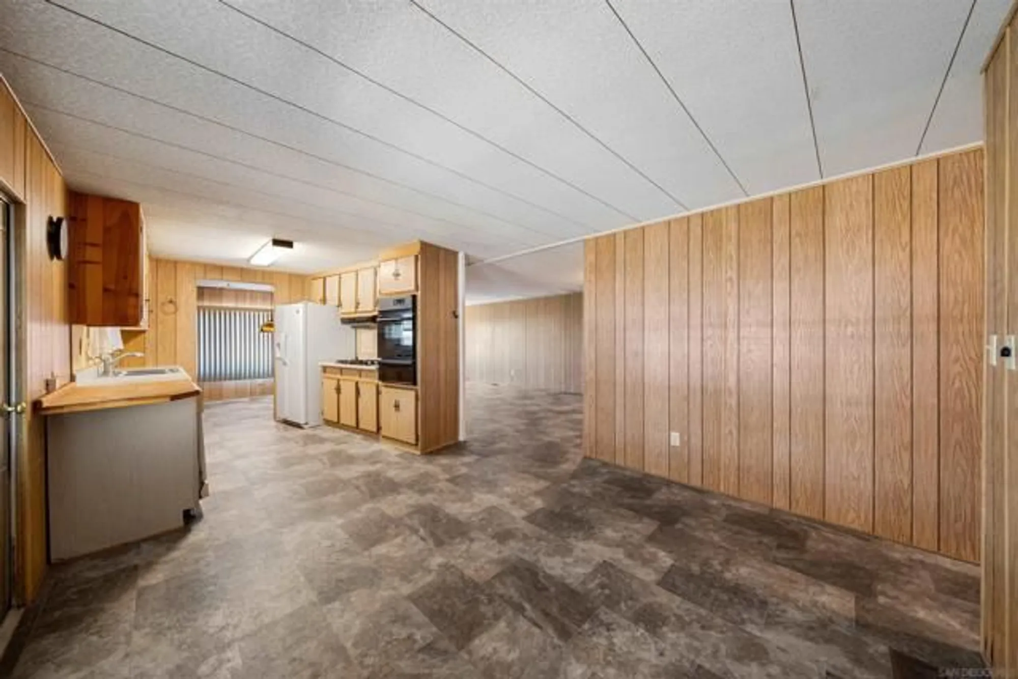 Property Slideshow image 12 of 29 | 444 n el camino real spc 42, Encinitas, CA, 92024