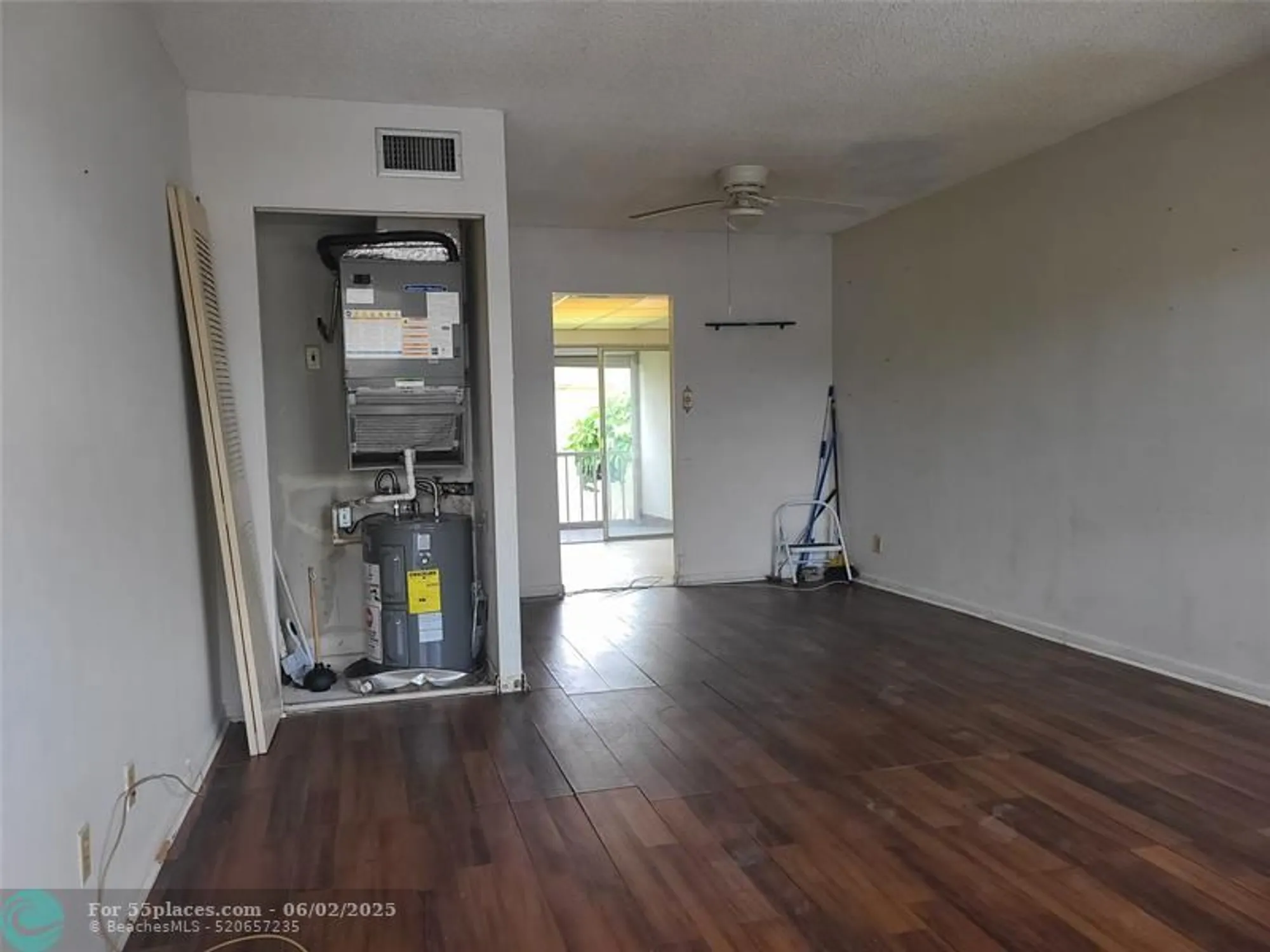 Property Slideshow image 3 of 11 | 550 nw 78th ter apt 205, Margate, FL, 33063
