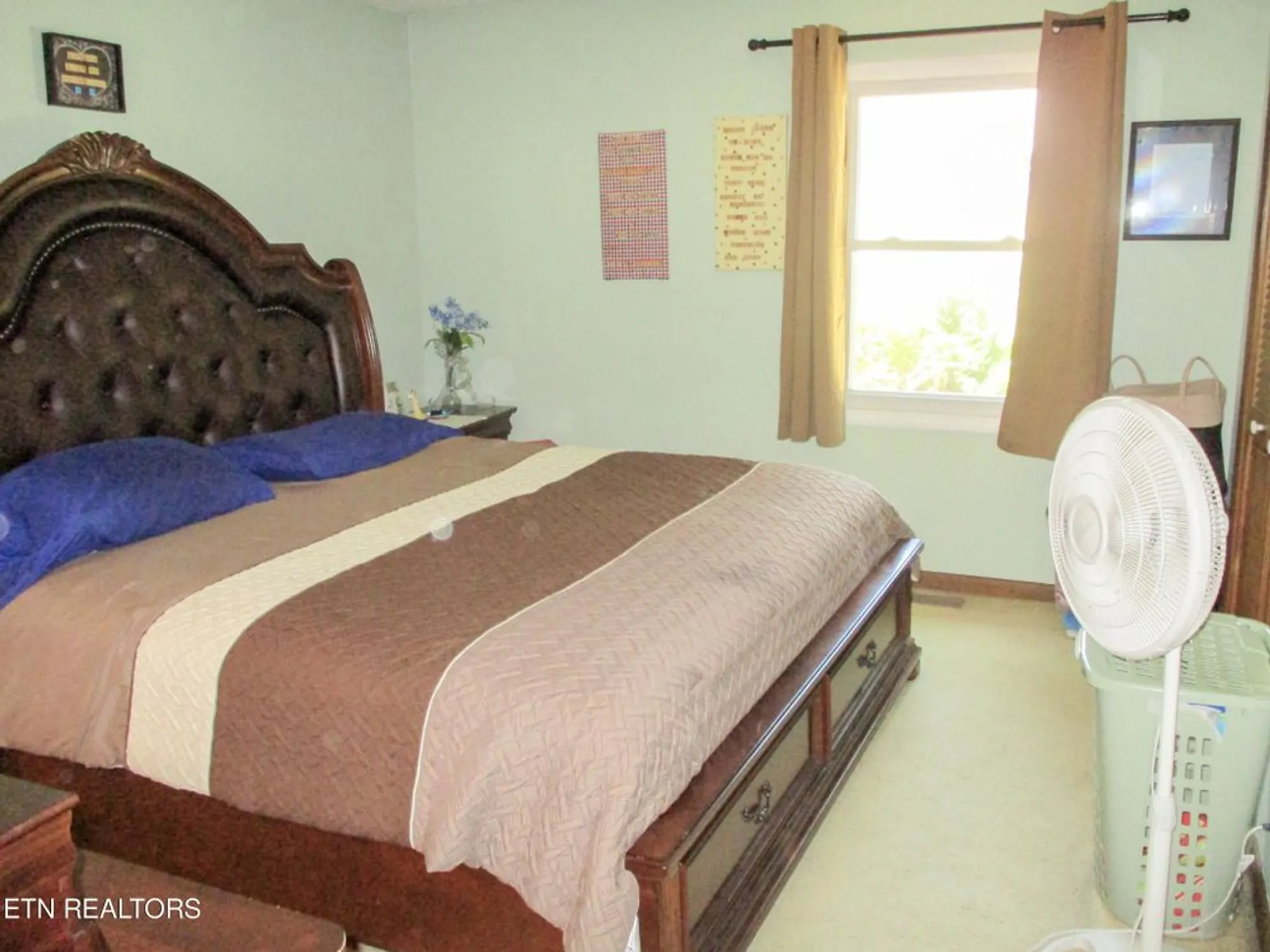 Property Slideshow image 16 of 38 | 312 lakeview dr, Crossville, TN, 38558