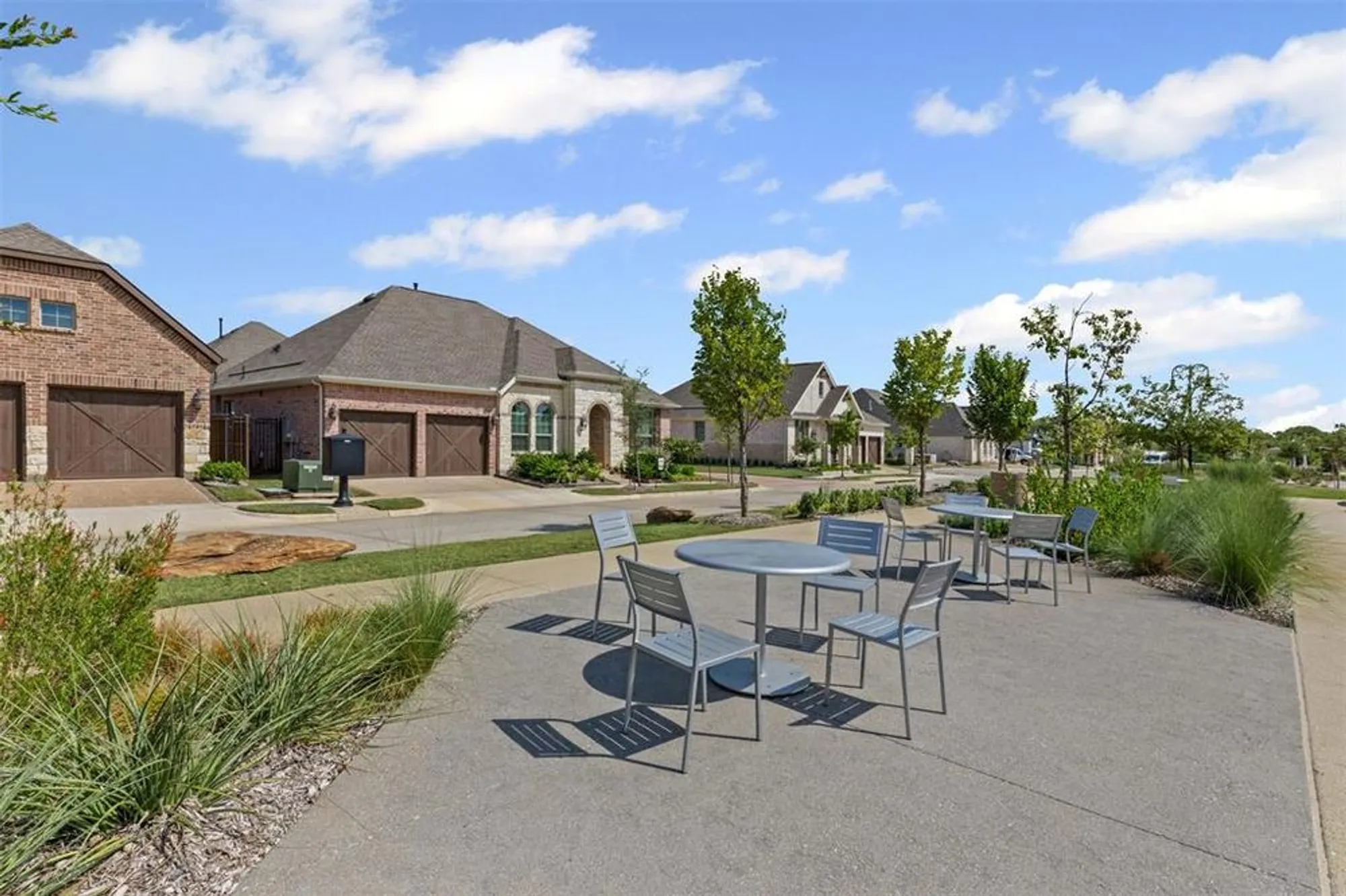 Property Slideshow image 30 of 30 | 4747 kings garden pkwy, Arlington, TX, 76005