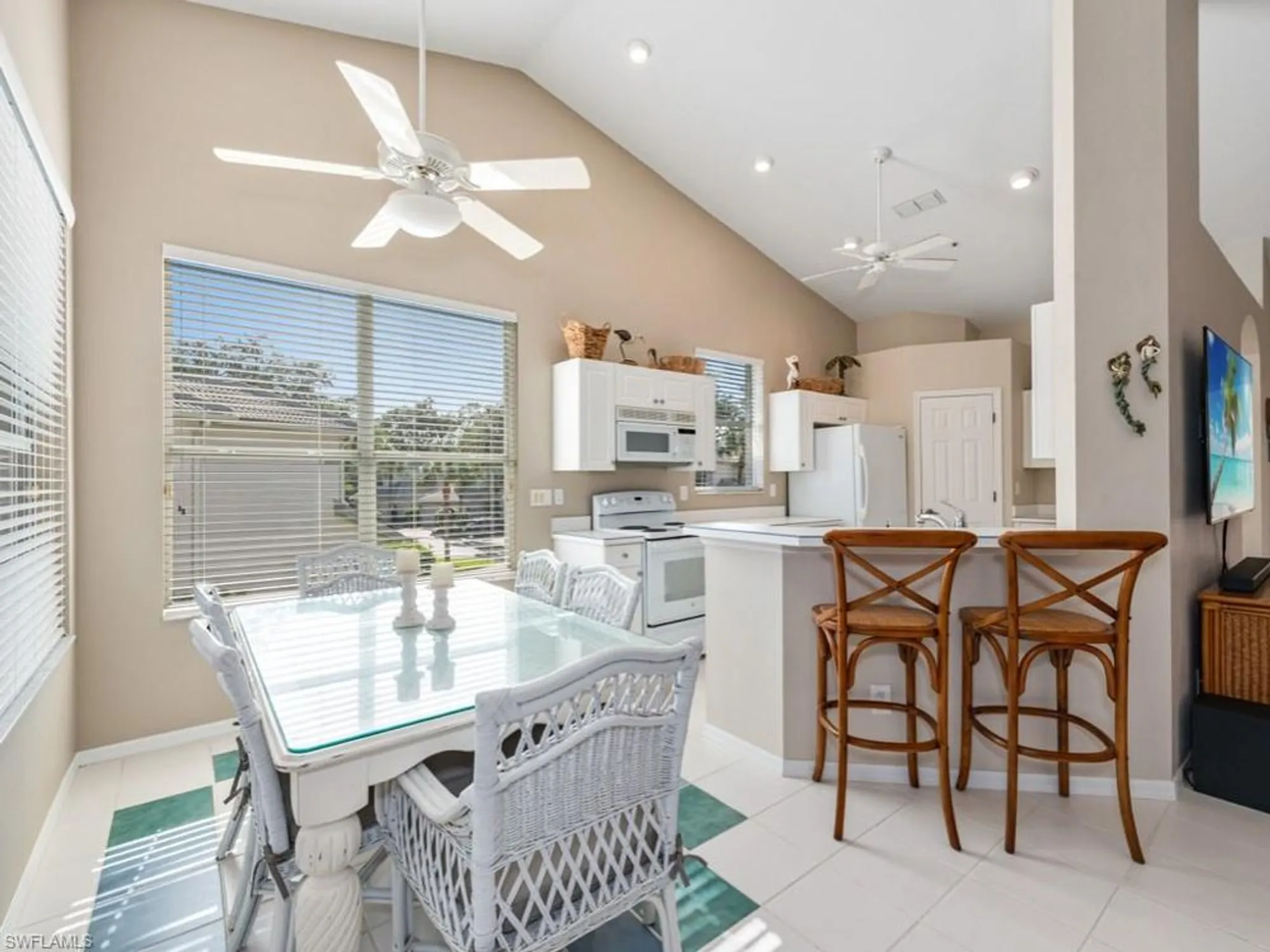 Property Slideshow image 7 of 42 | 27071 lake harbor ct 203, Bonita Springs, FL, 34134