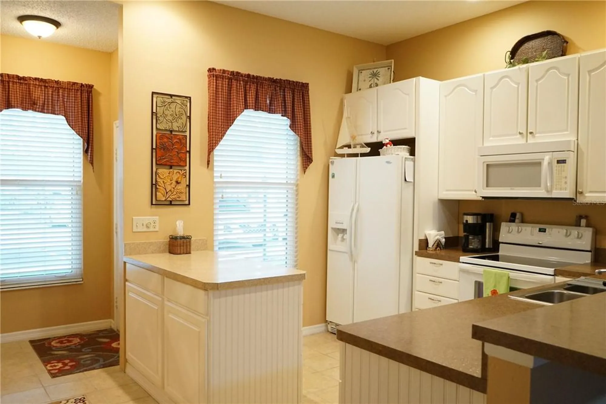 Property Slideshow image 6 of 51 | 311 kelsey way # 3, Sun City Center, FL, 33573