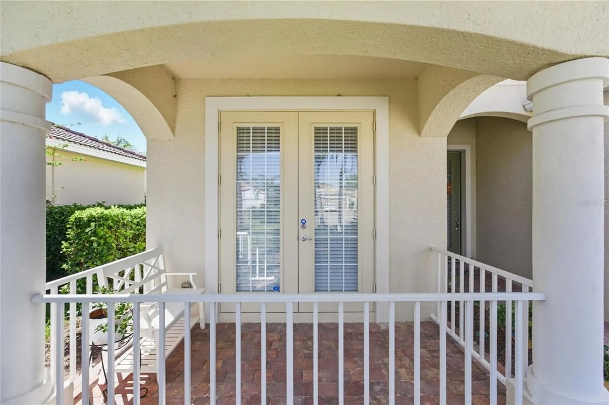 Property Slideshow image 4 of 63 | 6105 granaway ct, Sarasota, FL, 34238