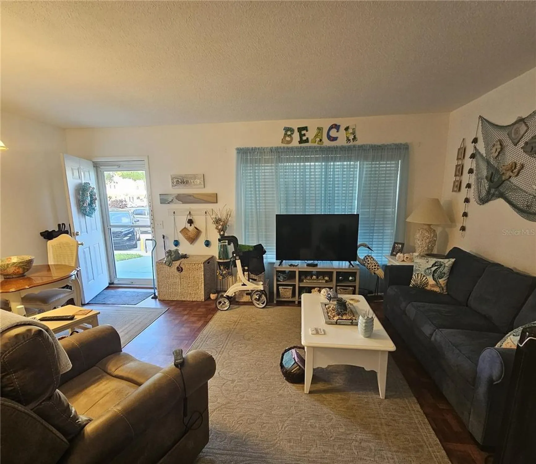 Property Slideshow image 4 of 13 | 2459 columbia dr 21, Clearwater, FL, 33763