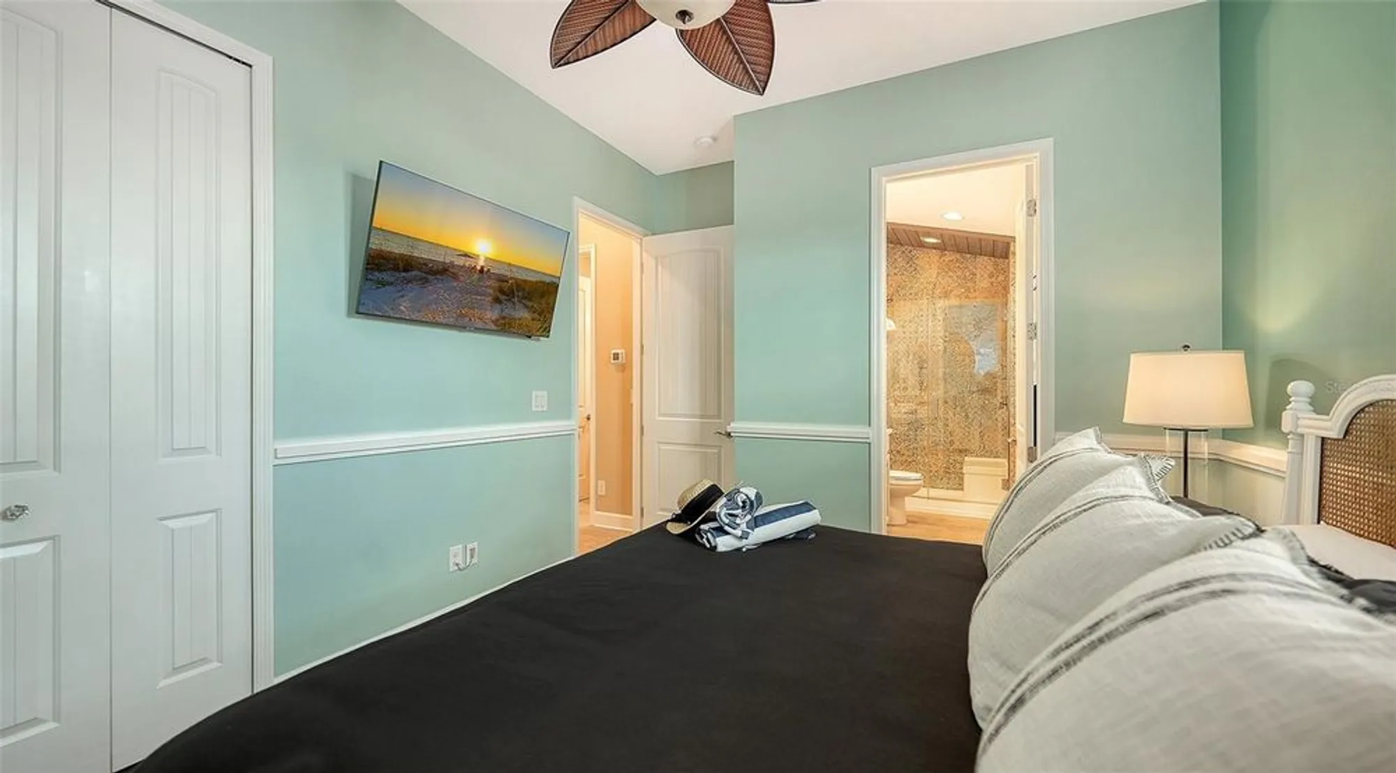 Property Slideshow image 35 of 79 | 344 sapphire lake dr unit 201, Bradenton, FL, 34209