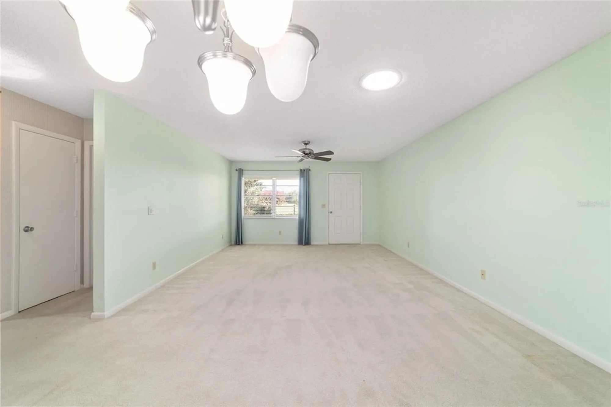 Property Slideshow image 20 of 51 | 8530 sw 90th st c, Ocala, FL, 34481