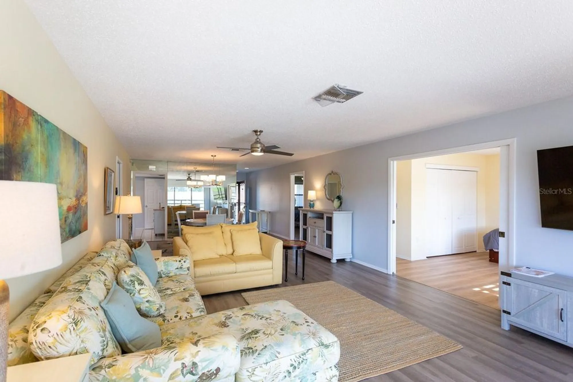 Property Slideshow image 6 of 41 | 5630 golf pointe dr 206, Sarasota, FL, 34243