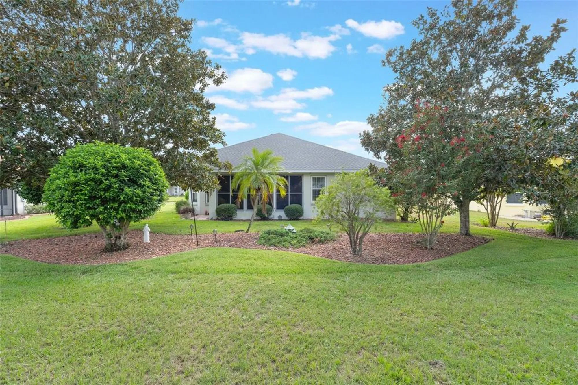 Property Slideshow image 22 of 57 | 22228 oxford heights dr, Leesburg, FL, 34748
