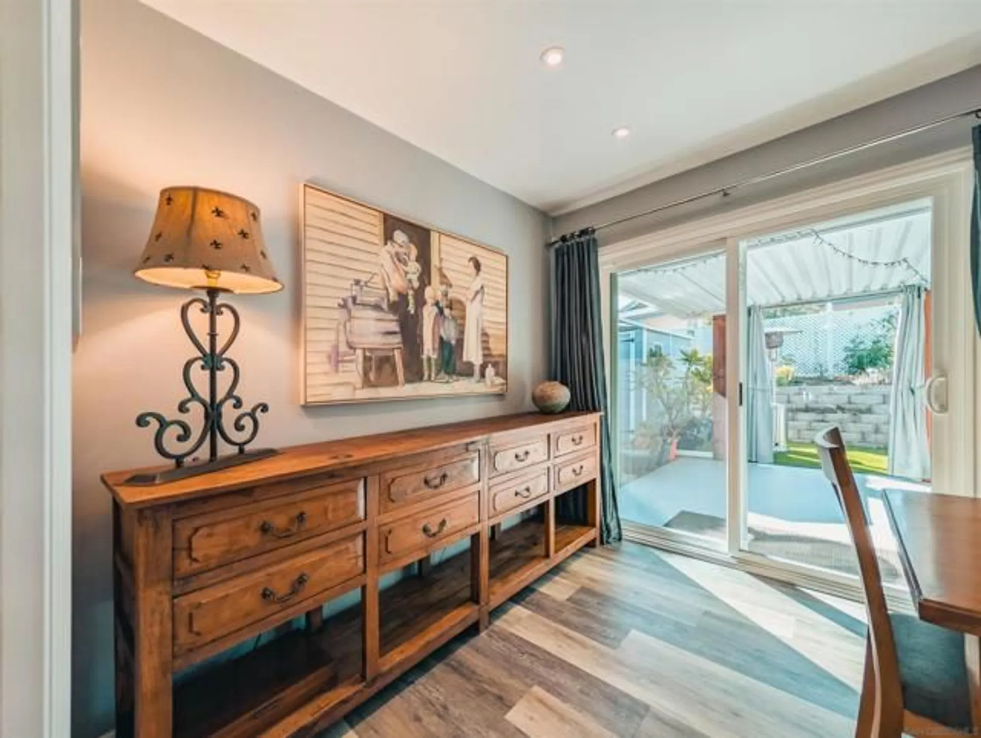 Property Slideshow image 11 of 57 | 16482 roca dr, San Diego, CA, 92128