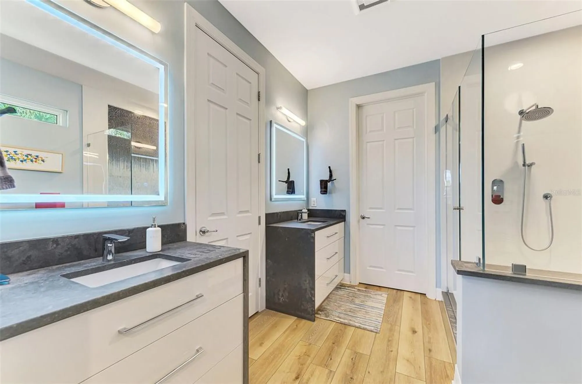 Property Slideshow image 35 of 79 | 6193 abaco dr, Sarasota, FL, 34238