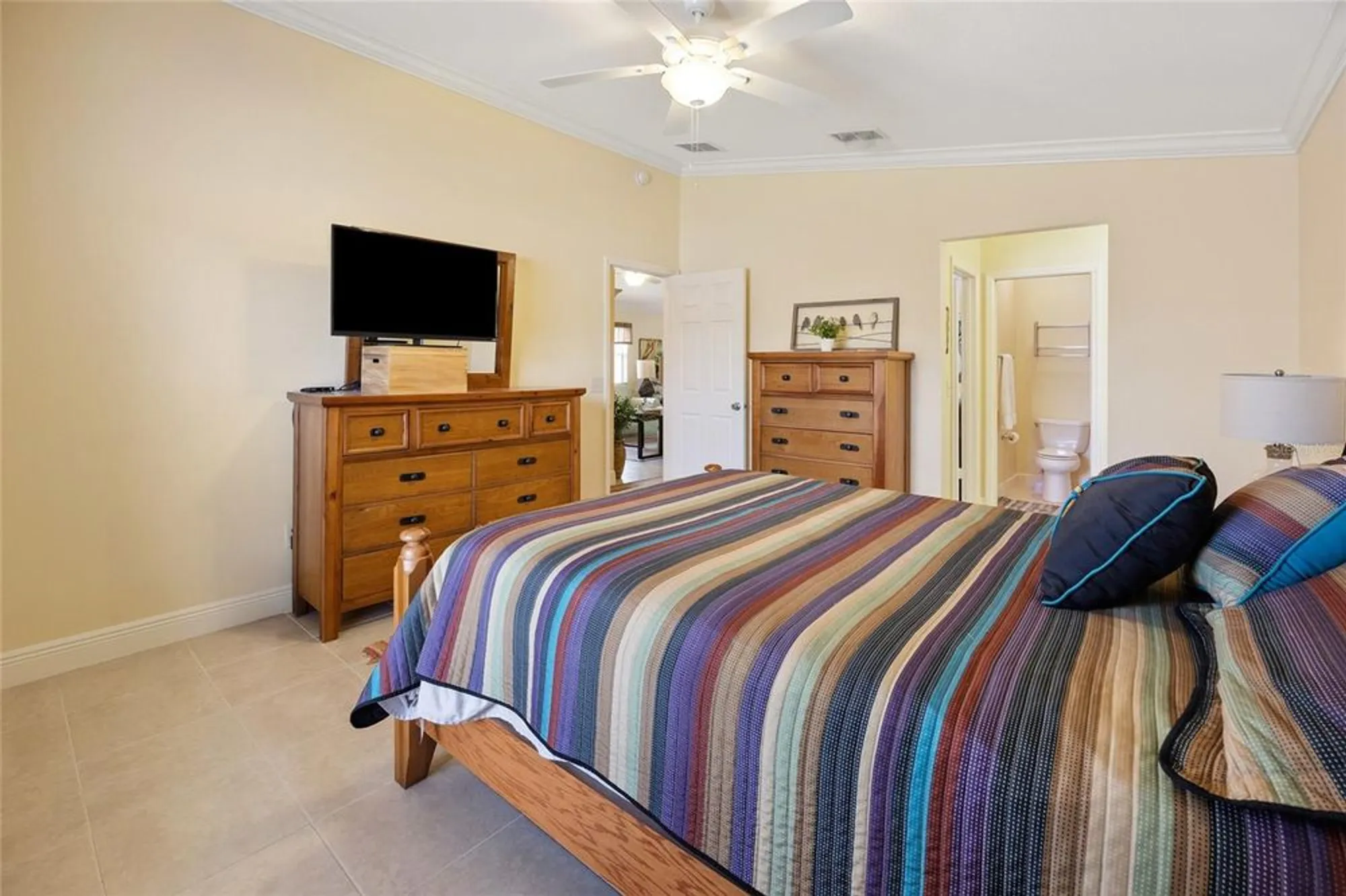 Property Slideshow image 16 of 34 | 2372 travis pl, The Villages, FL, 32162
