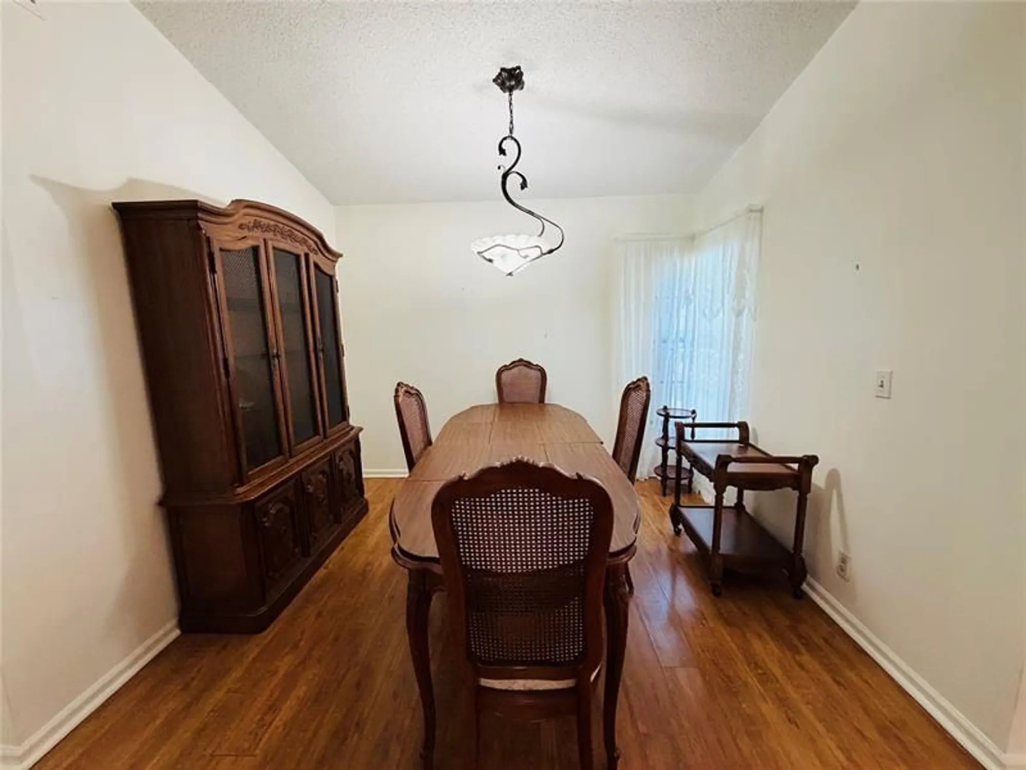 Property Slideshow image 8 of 29 | 7013 nw 107th ave, Tamarac, FL, 33321