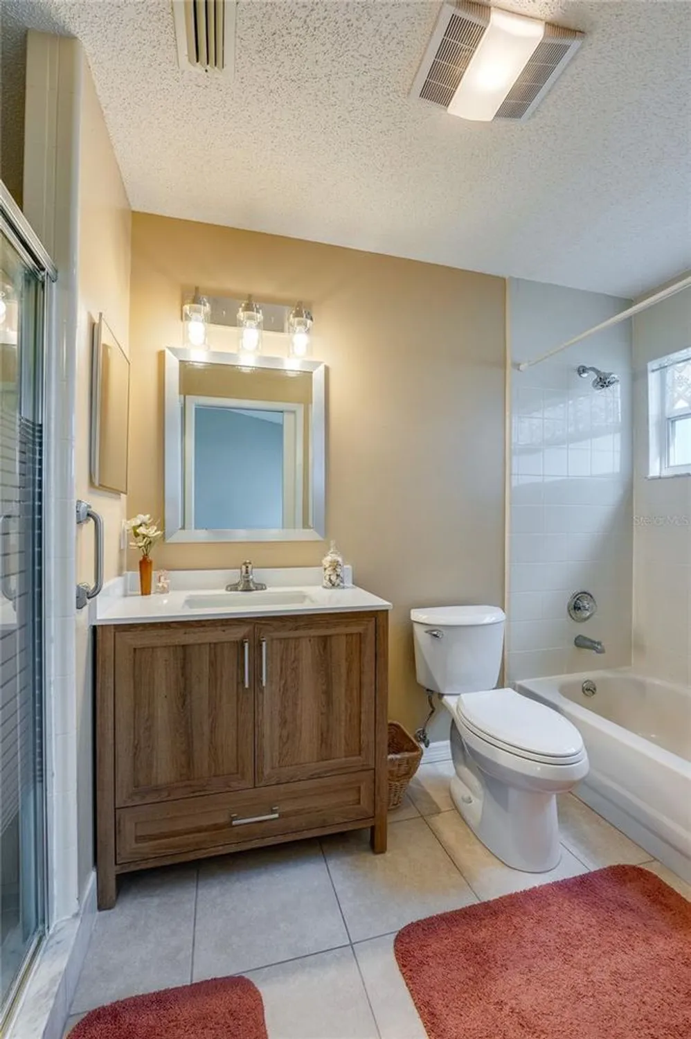 Property Slideshow image 18 of 46 | 128 crooked pine rd, Port Orange, FL, 32128