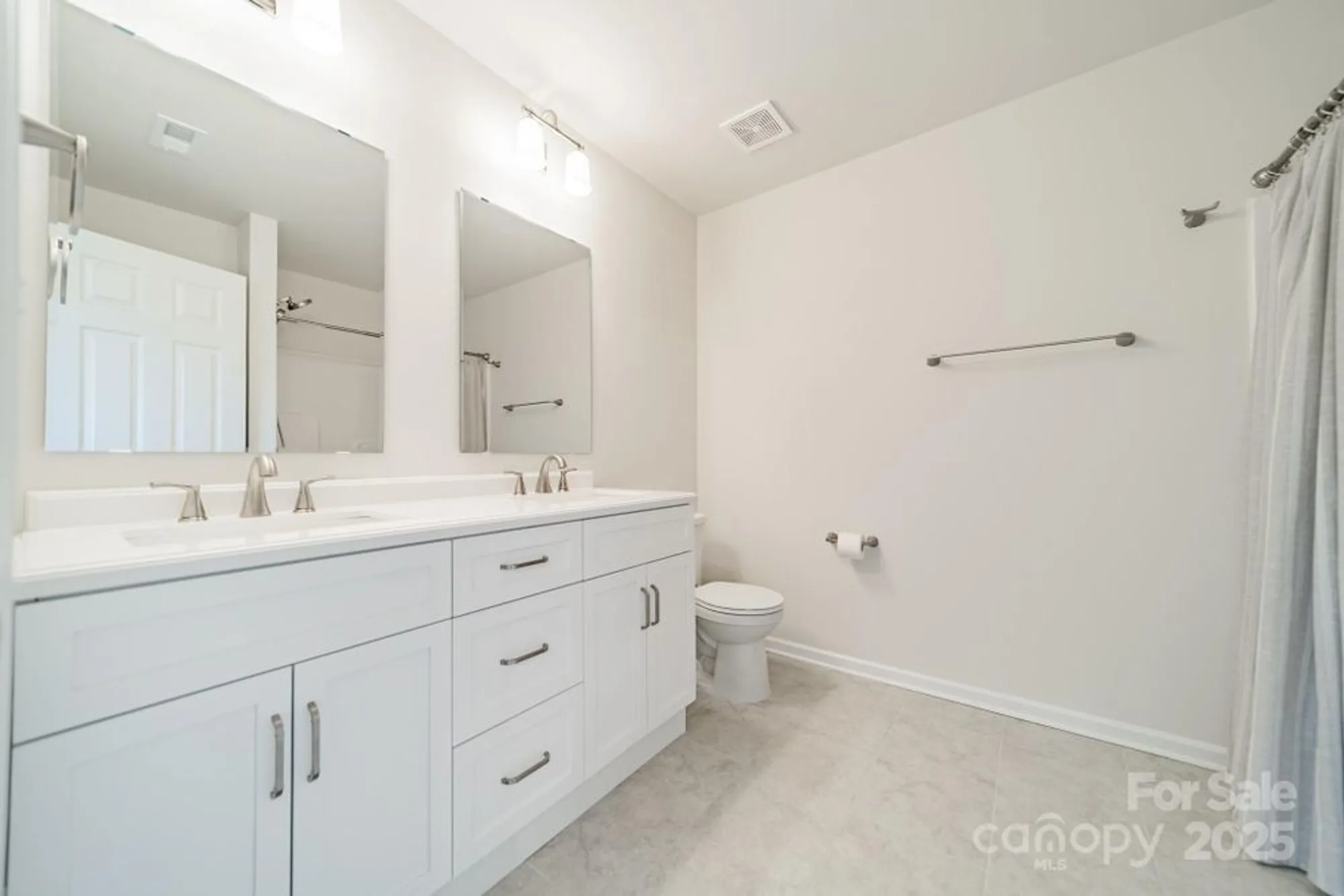 Property Slideshow image 35 of 48 | 6034 jepson ct, Charlotte, NC, 28214