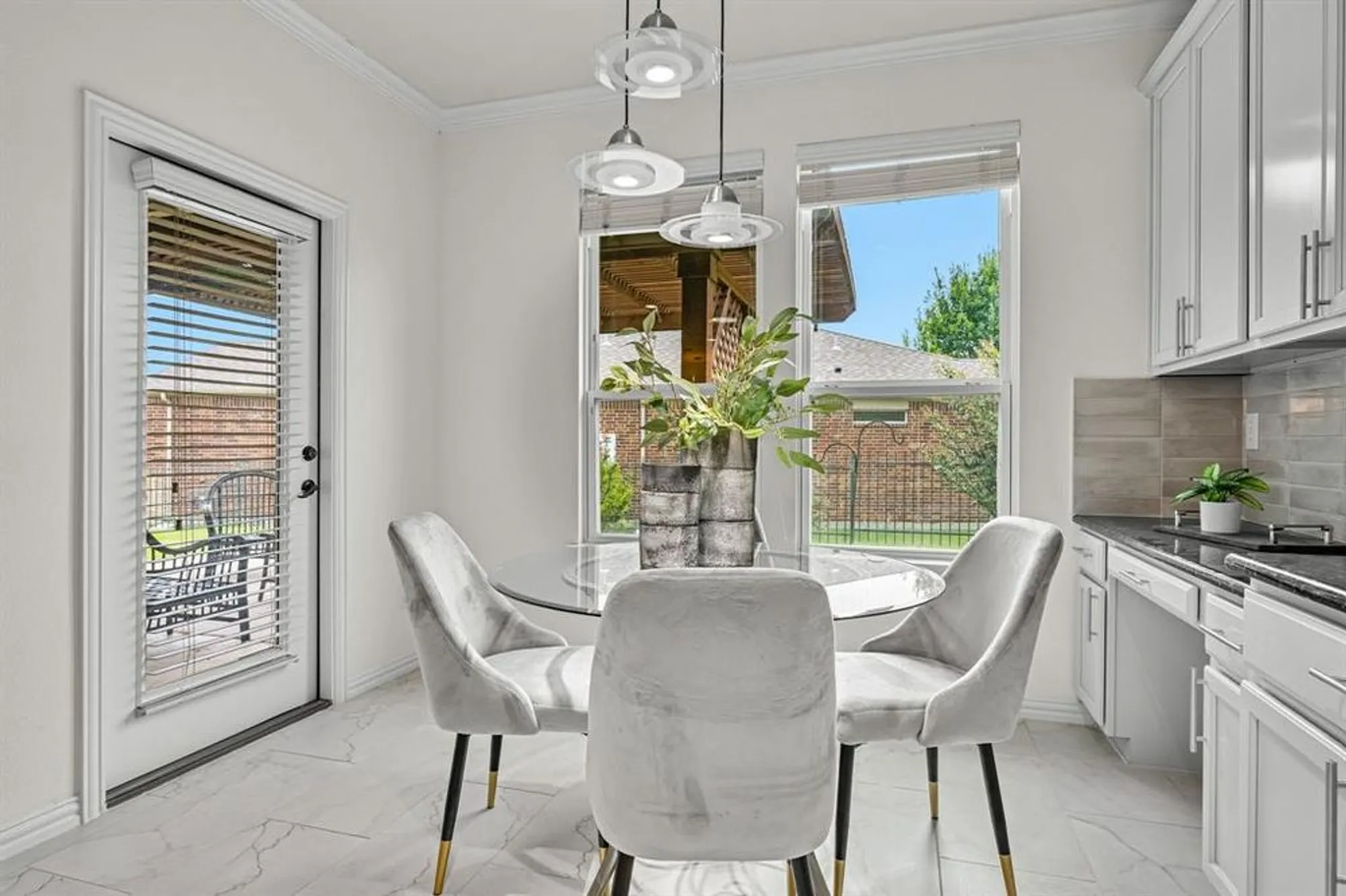 Property Slideshow image 16 of 40 | 7315 trull brook ln, Frisco, TX, 75036