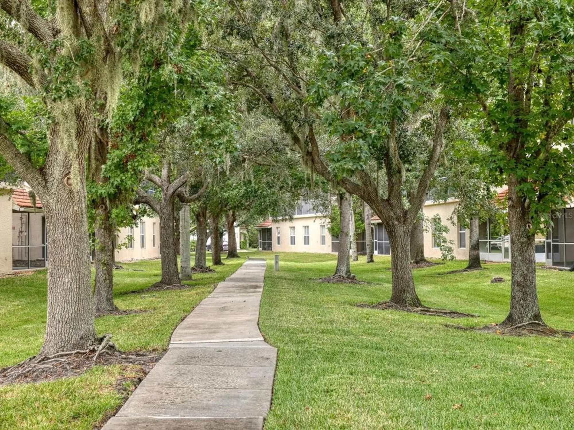 Property Slideshow image 35 of 53 | 7273 cedar hollow cir # 102, Bradenton, FL, 34203