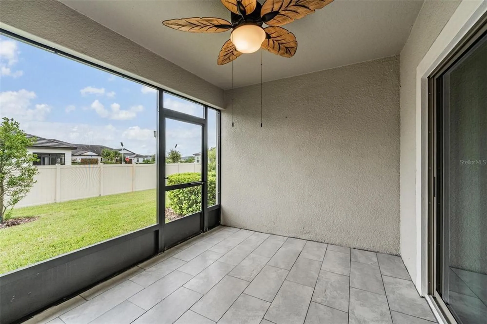 Property Slideshow image 13 of 90 | 10450 weldon cork way, San Antonio, FL, 33576