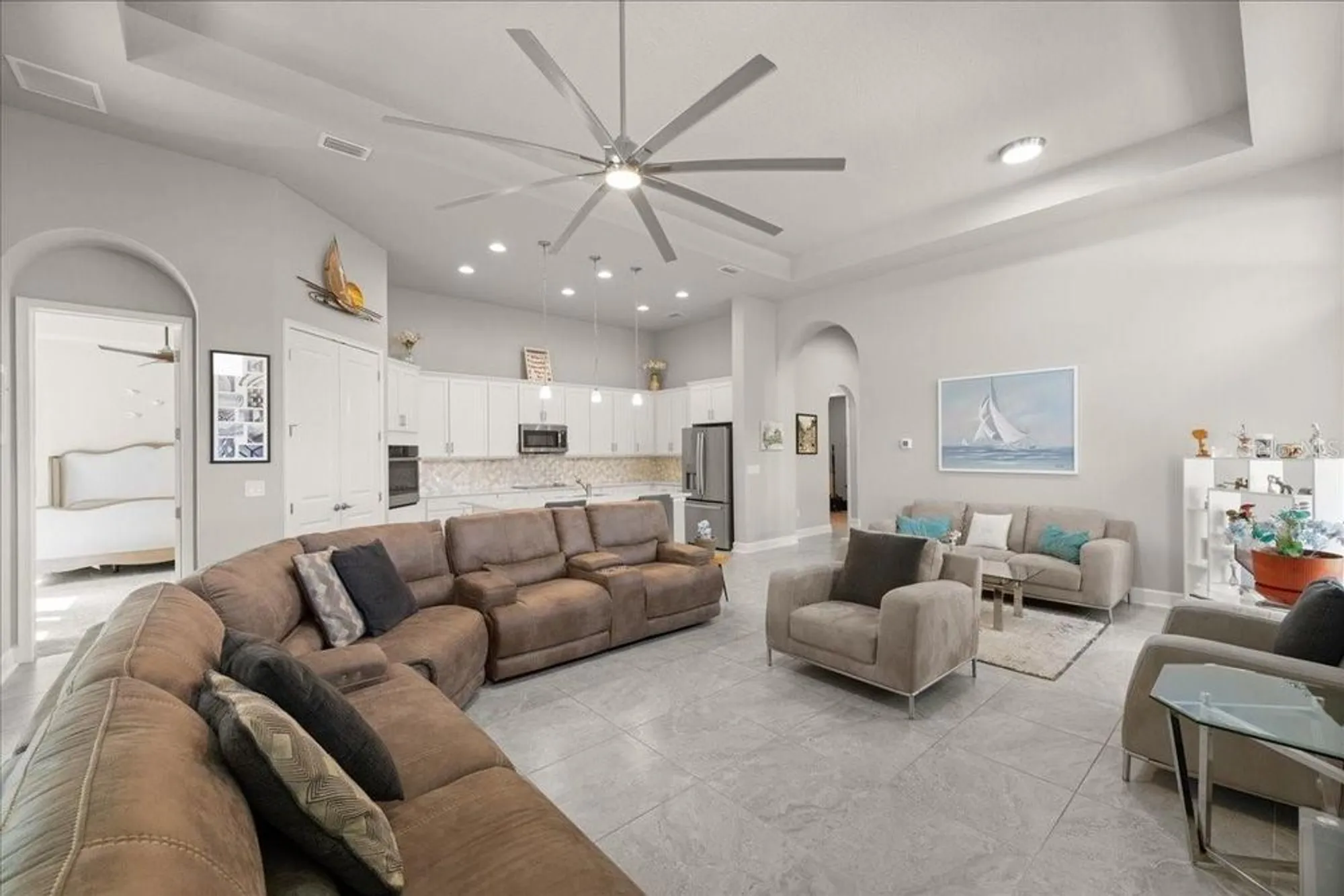 Property Slideshow image 7 of 67 | 827 creekwood dr, Ormond Beach, FL, 32174