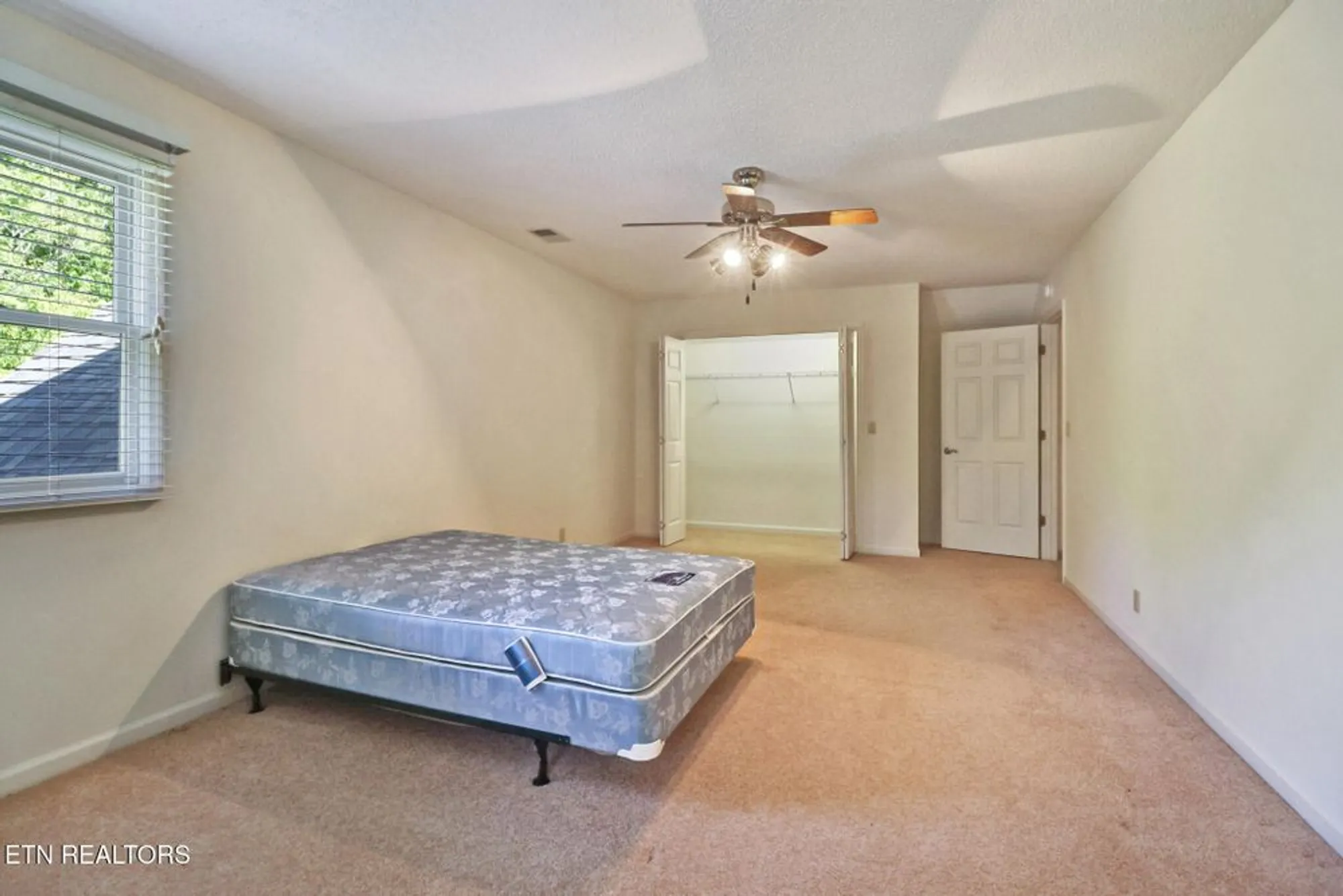 Property Slideshow image 45 of 55 | 11 kingsboro ln, Crossville, TN, 38558