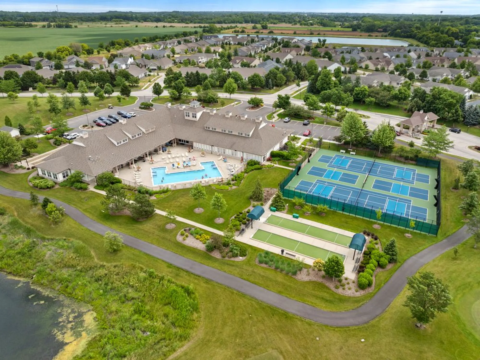 Property Slideshow image 30 of 30 | 1150 americana ave, Pingree Grove, IL, 60140