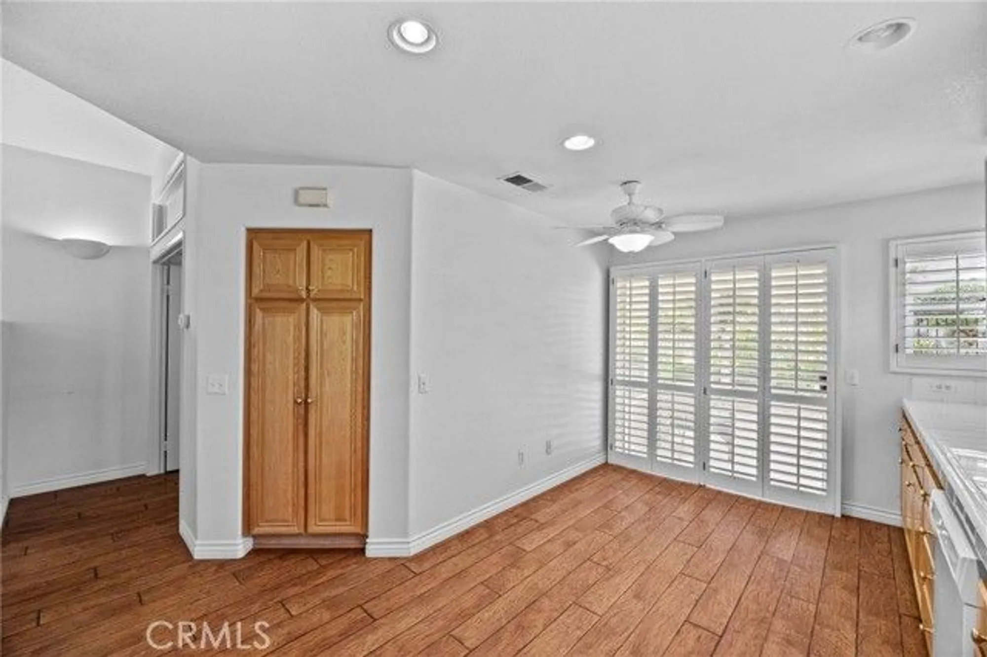 Property Slideshow image 12 of 43 | 40311 via ambiente, Murrieta, CA, 92562