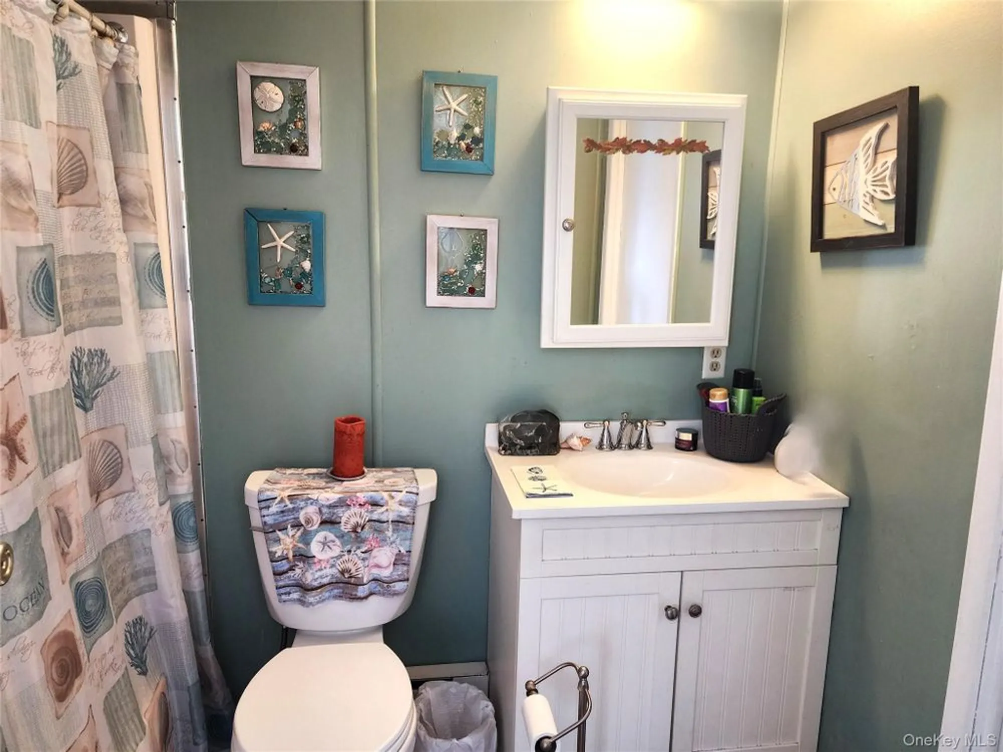 Property Slideshow image 14 of 29 | 38b village cir s, Manorville, NY, 11949