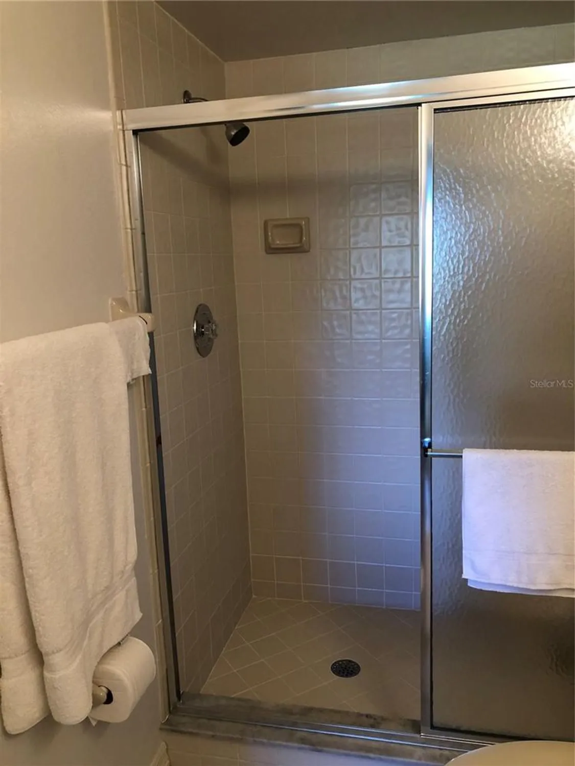 Property Slideshow image 20 of 23 | 6211 timber lake dr b4, Sarasota, FL, 34243