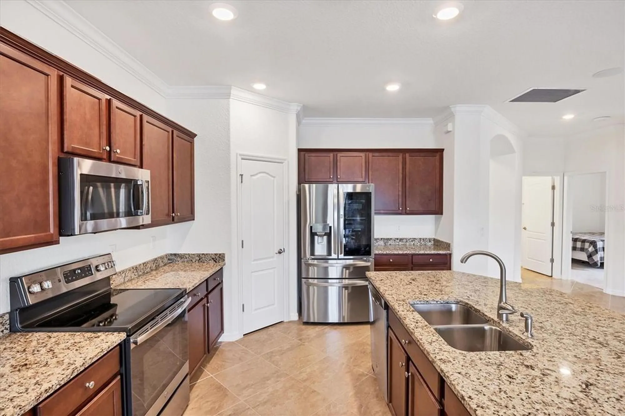 Property Slideshow image 29 of 100 | 10061 cozy grove dr, Venice, FL, 34293