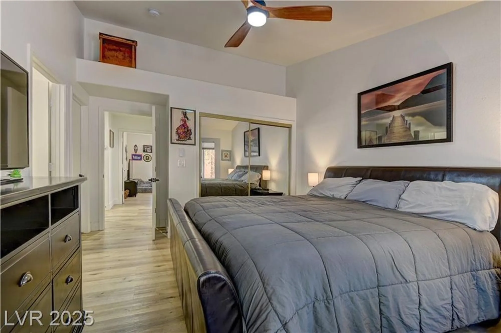 Property Slideshow image 15 of 26 | 2739 darby falls dr, Las Vegas, NV, 89134