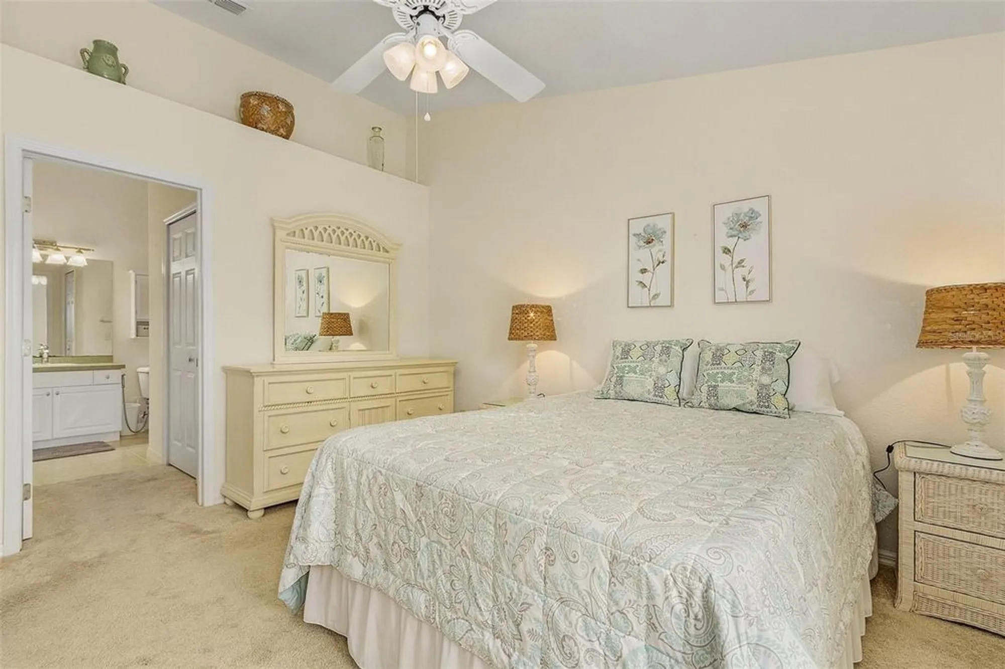 Property Slideshow image 12 of 38 | 308 islamorada blvd, Punta Gorda, FL, 33955