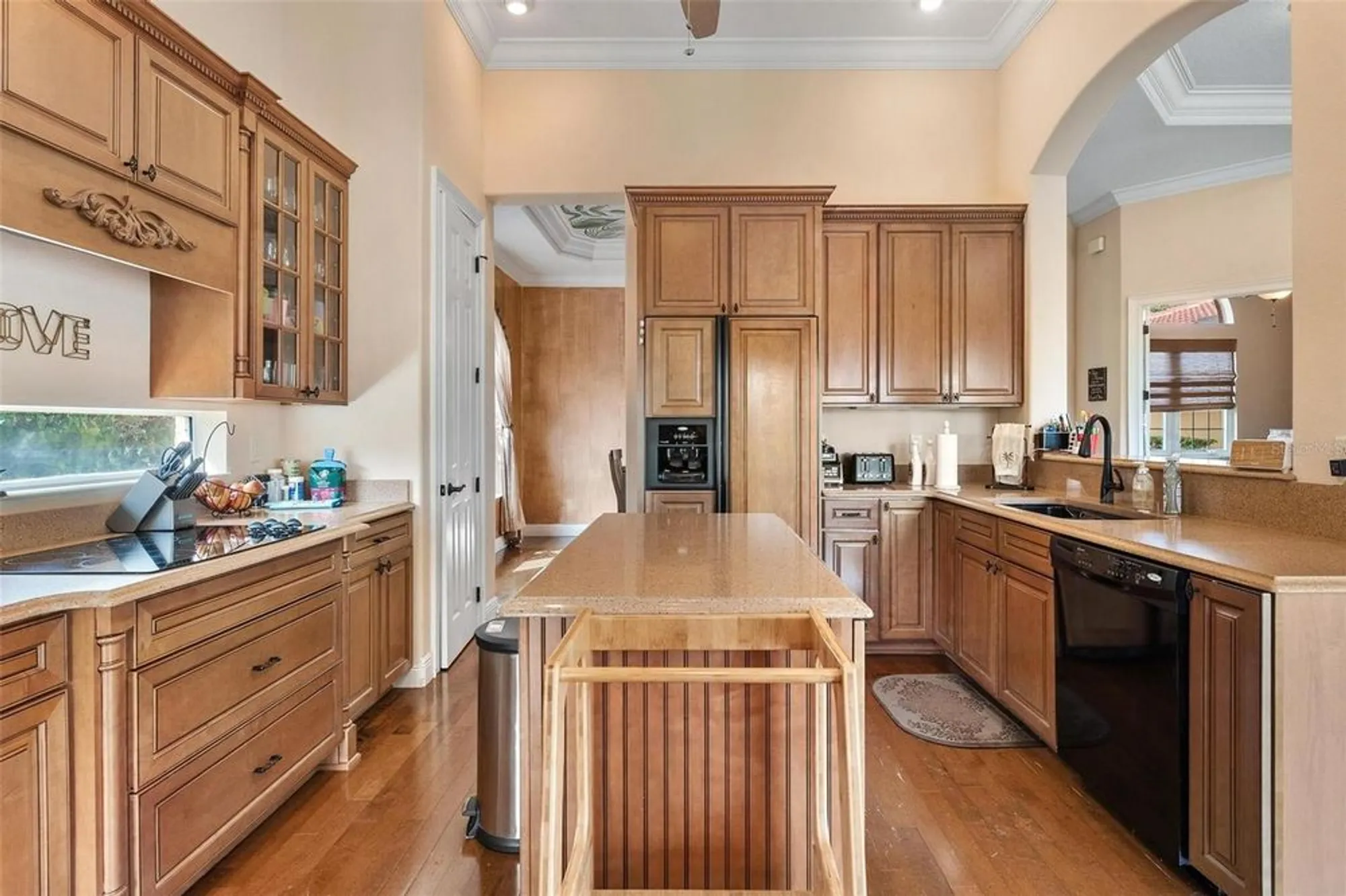 Property Slideshow image 10 of 47 | 38800 harborwoods pl, Lady Lake, FL, 32159